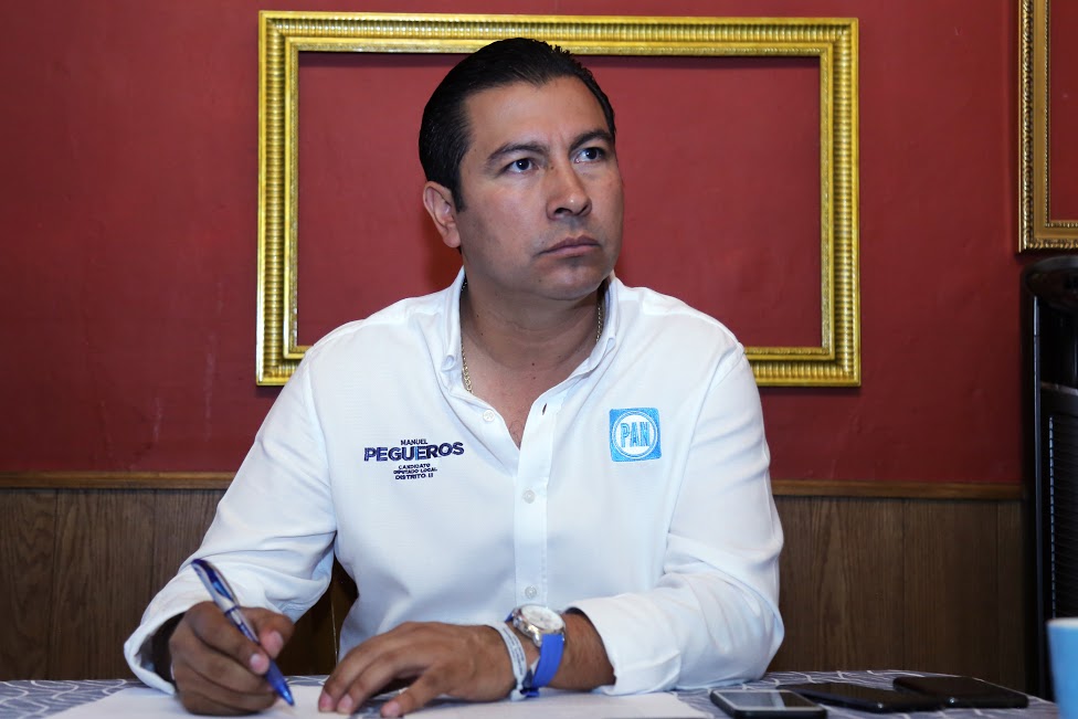  Manuel Pegueros propone crear Instituto Estatal de la Familia