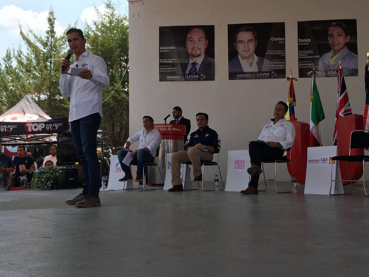  Adolfo Ríos propone becas y transporte a estudiantes del municipio de Querétaro