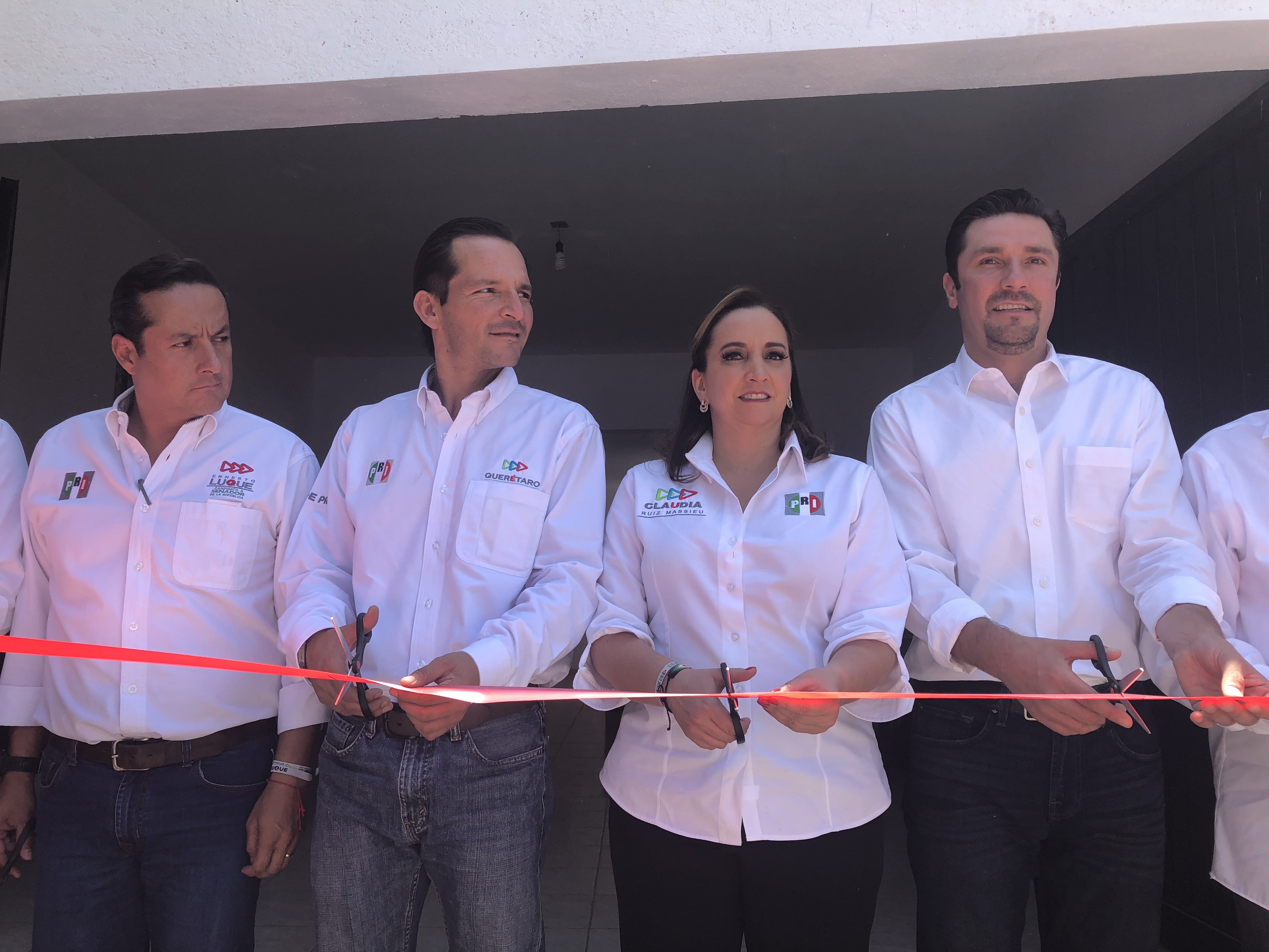  Llama Claudia Ruiz Massieu a fortalecer campaña de Meade durante visita a Querétaro