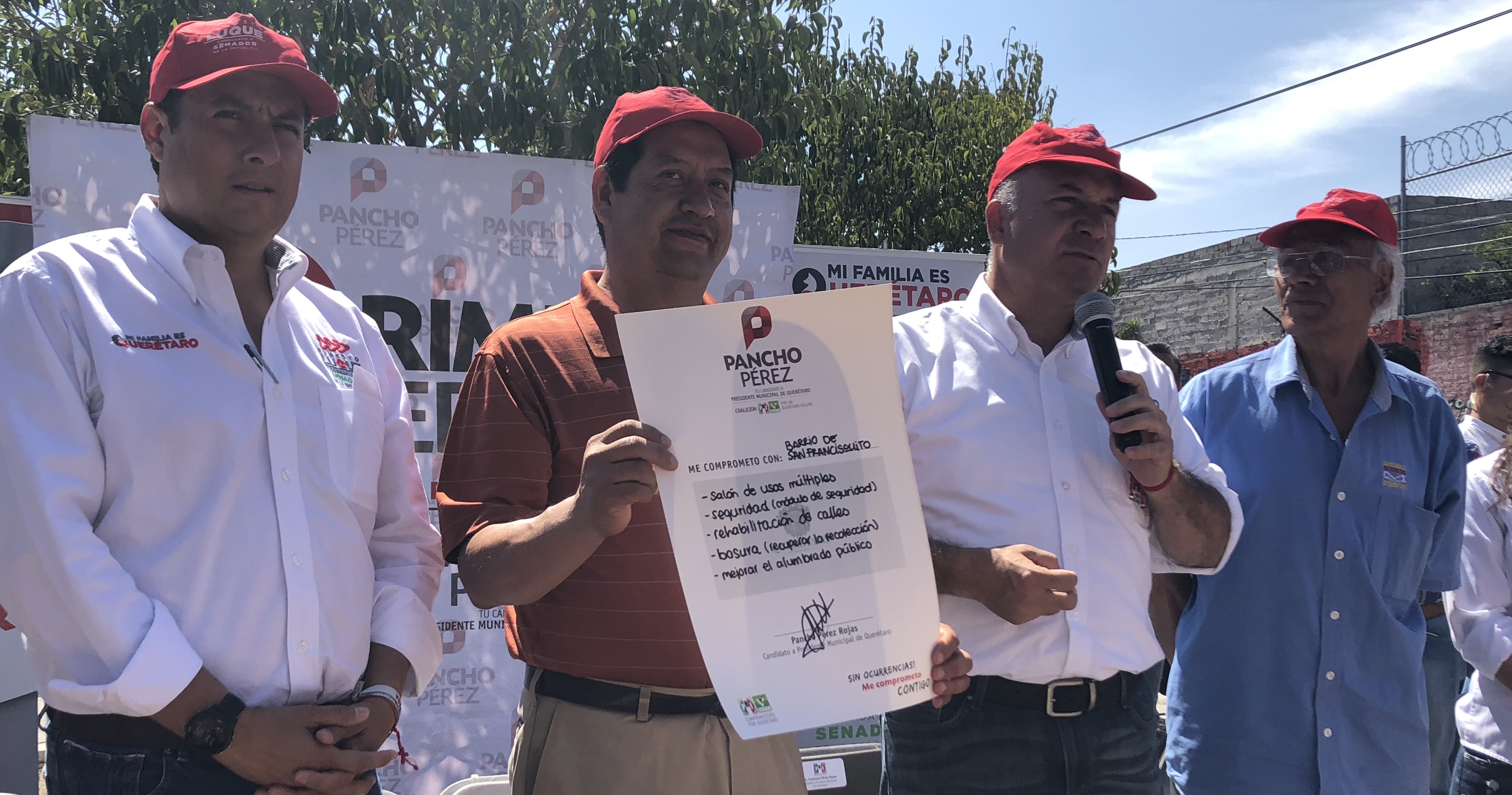  Promete Pancho Pérez Salario Rosa y otorgar 51% de empleos municipales a mujeres