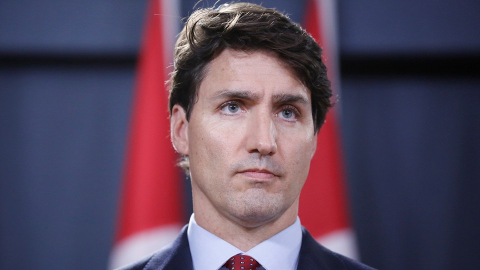  Presunto caso de “blackface” tumba “perfil progresista” de Justin Trudeau