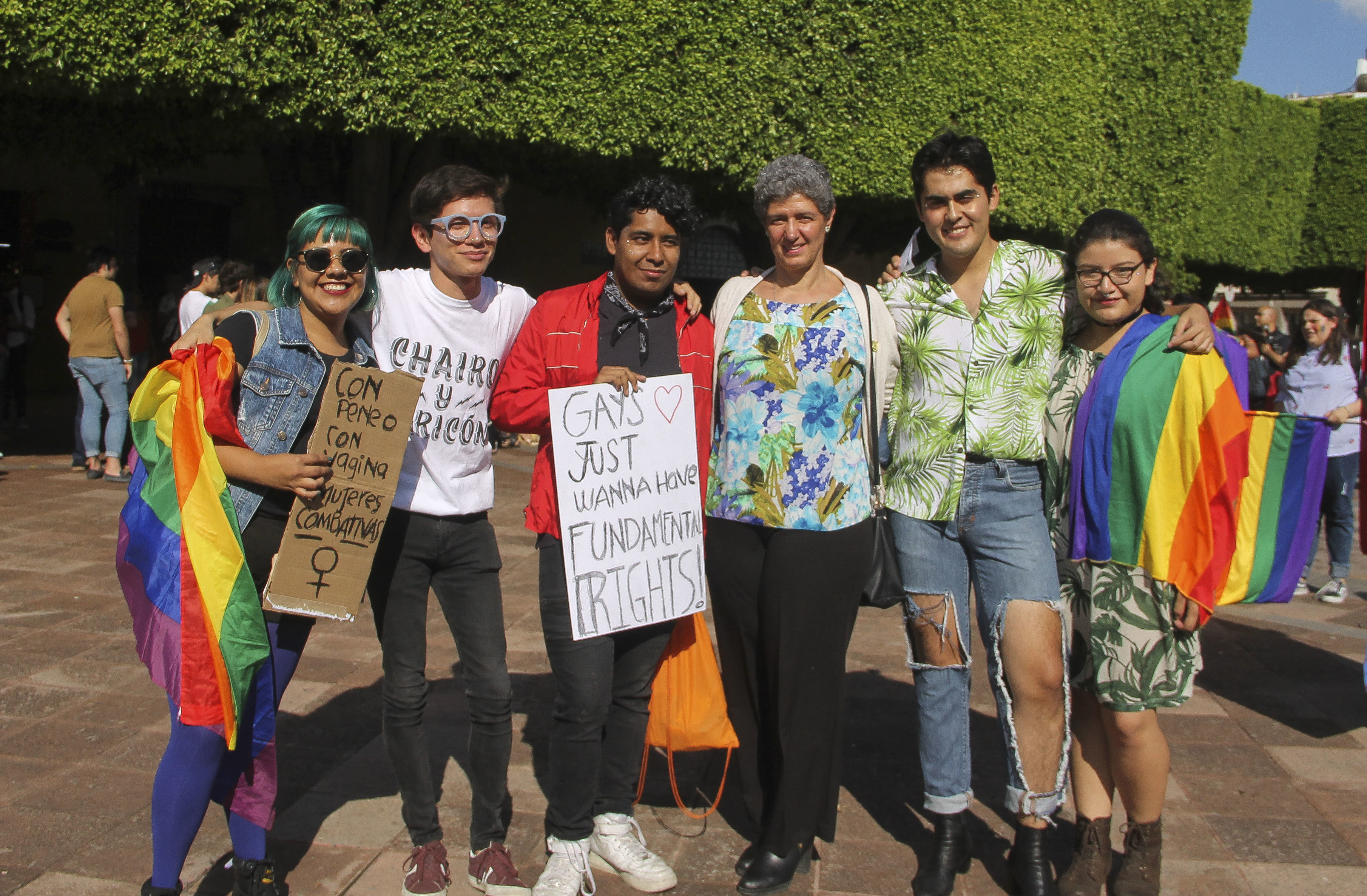  La marcha de la comunidad LGBT+, un movimiento que sigue causando escozor a la clase política