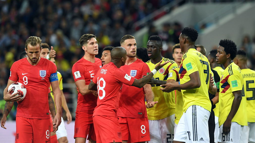  Una cruel tanda mete a Inglaterra en cuartos y despide a Colombia