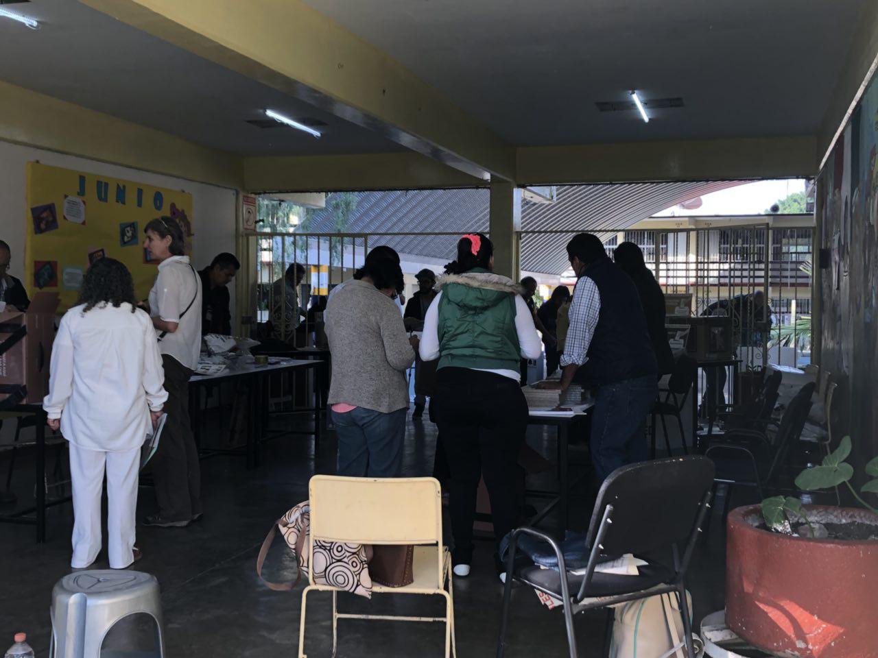  Reportan diversas casillas con retraso de apertura en Querétaro