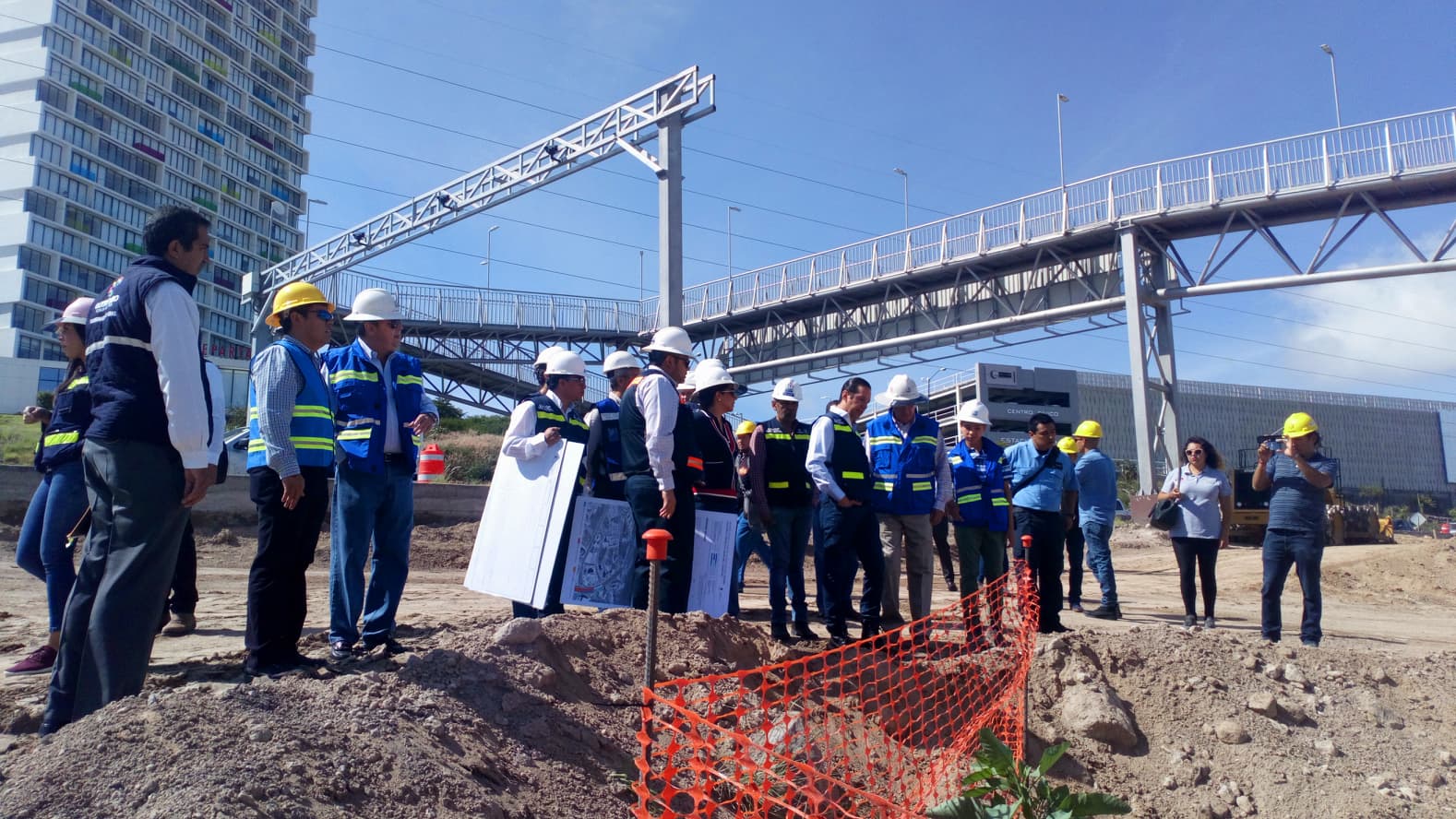  Modernización de zona sur de bulevar Bernardo Quintana muestra 30 por ciento de avance
