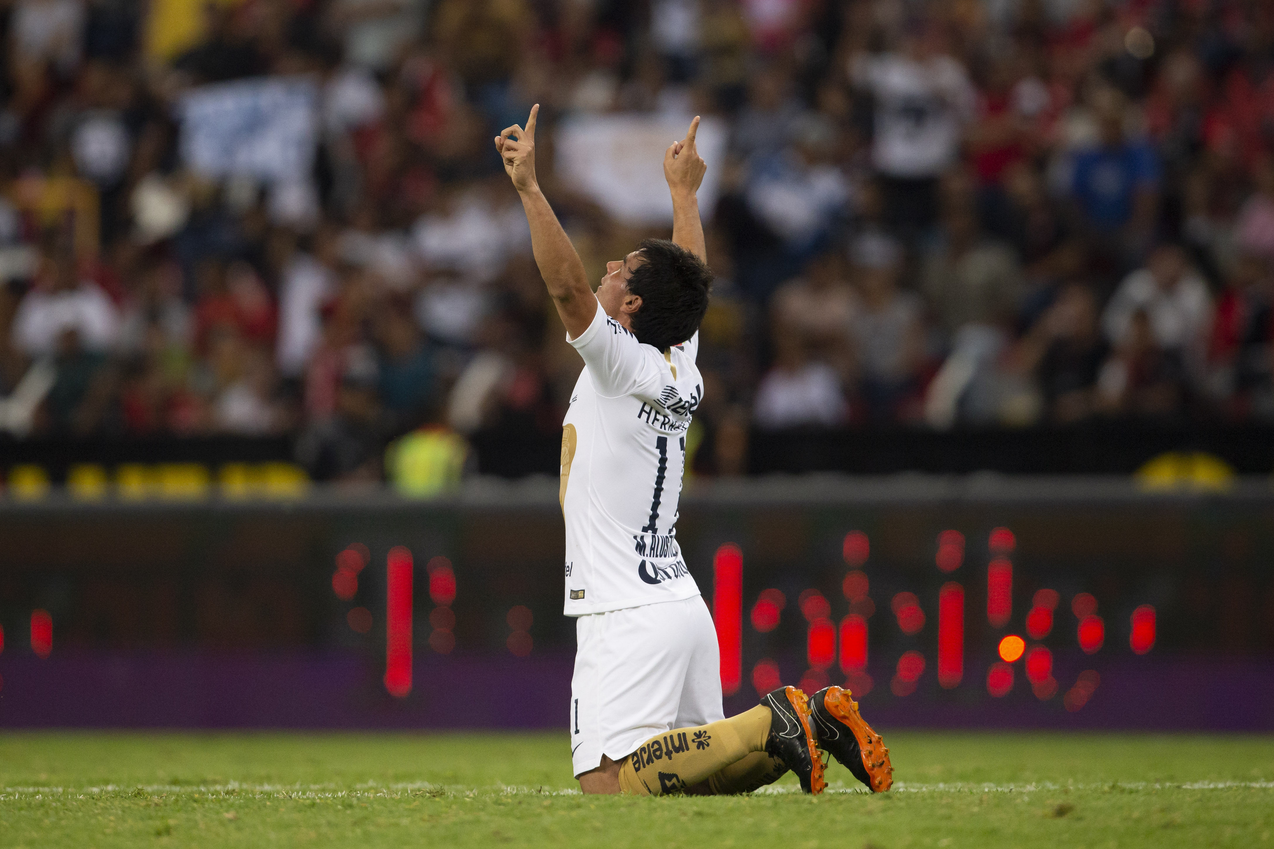  Pumas y Cruz Azul buscarán mantener la perfección en el Apertura mexicano