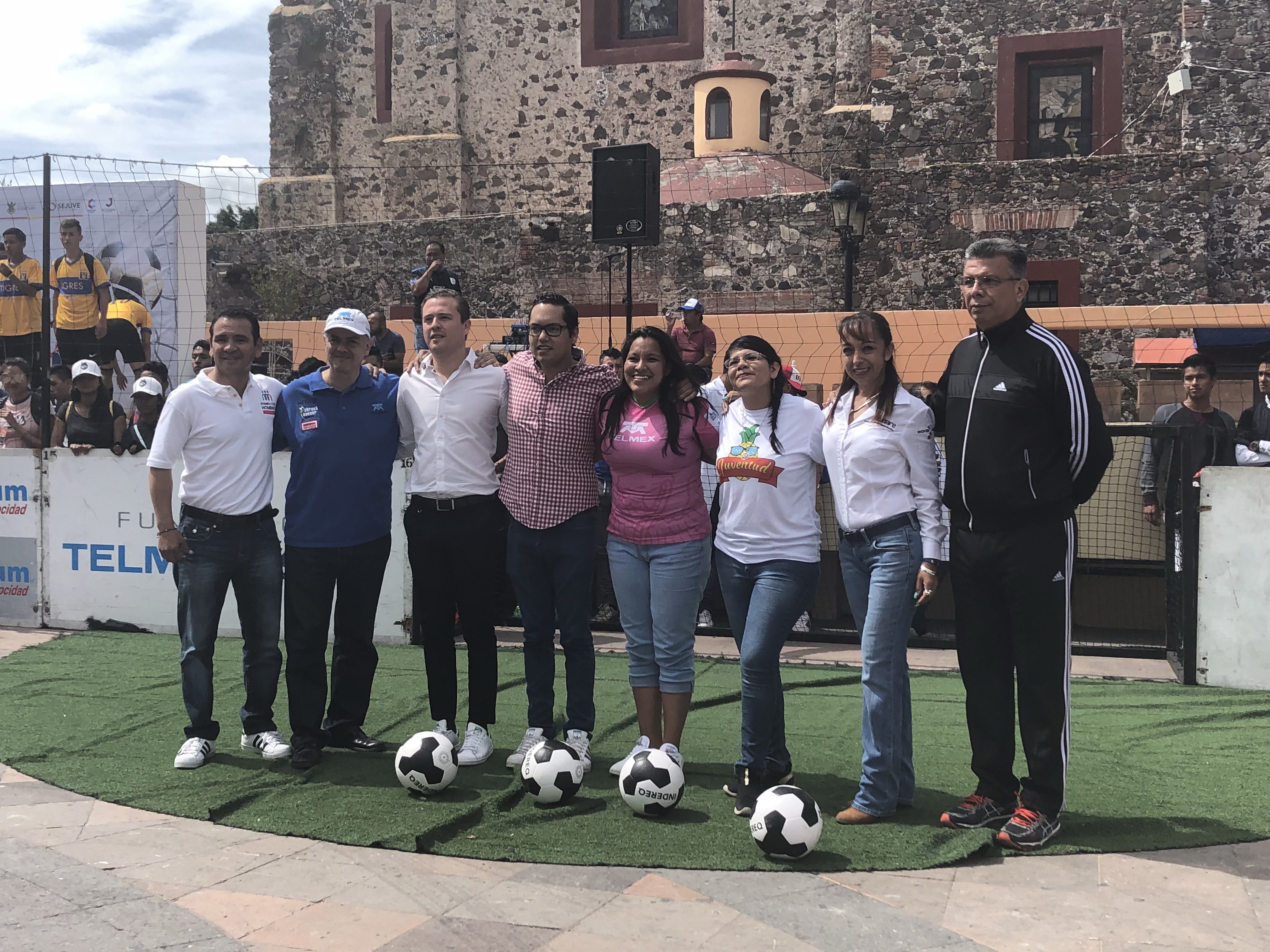  Arrancan en Corregidora torneo “De la Calle a la Cancha”