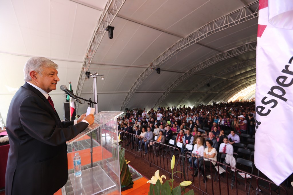  Encabeza AMLO congreso de Morena que decidirá recorte a sus fondos