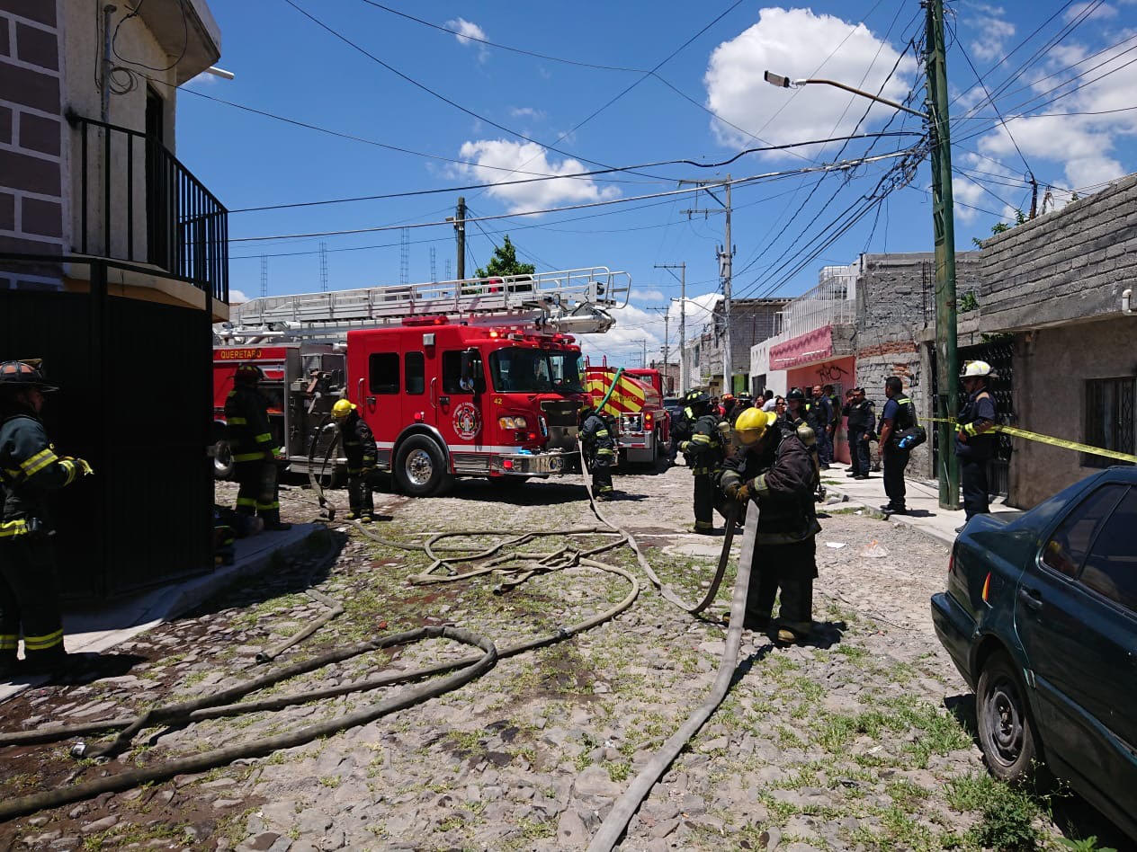  Reportan una persona fallecida en incendio en la colonia Loma Bonita