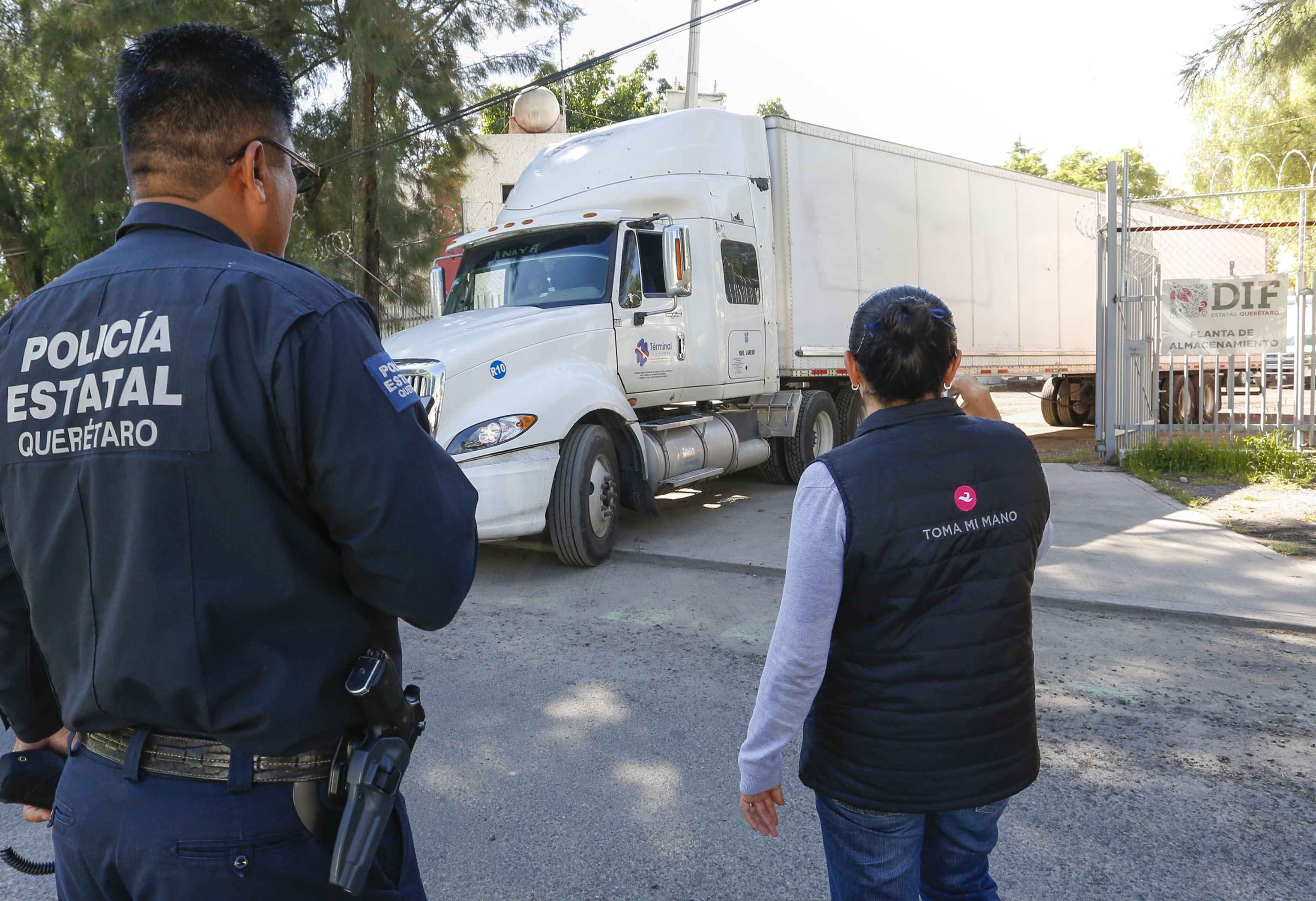  Sistema Estatal DIF Querétaro envía cobijas a personas damnificadas en Sinaloa