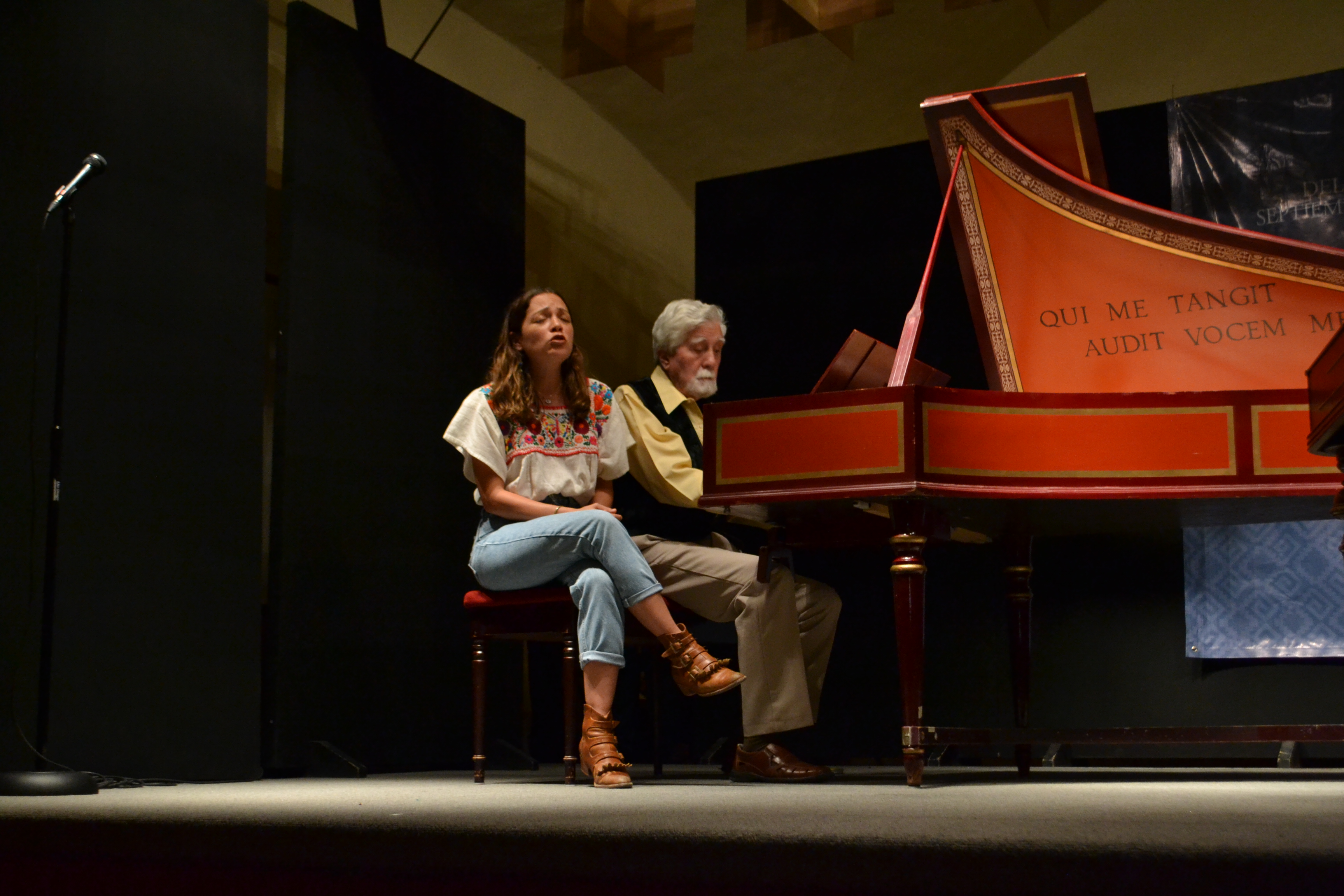  Natalia y Gastón Lafourcade hacen vibrar el Museo Regional de Querétaro