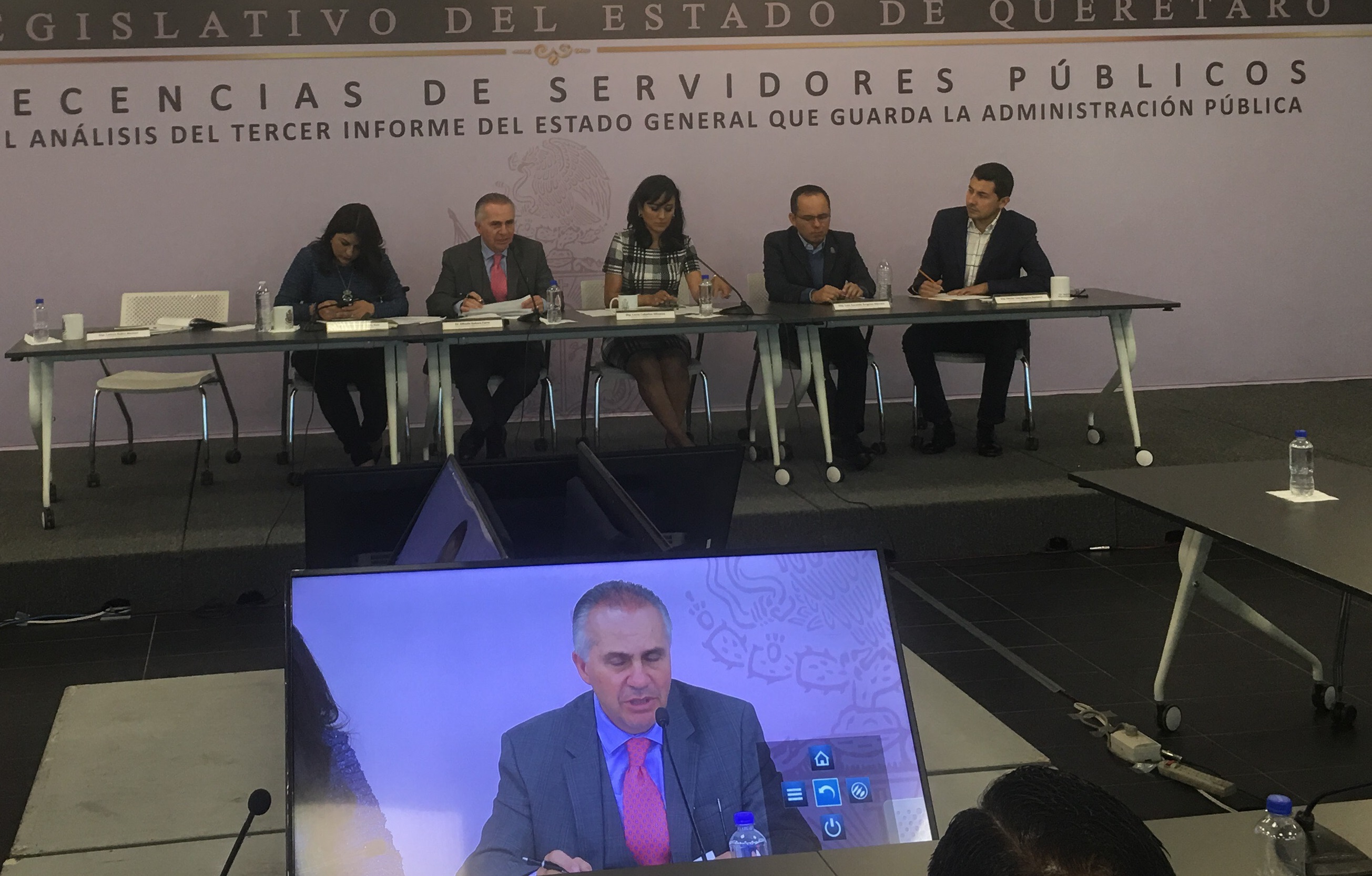  Rinde Alfredo Gobera informe sobre avances en el sector salud de Querétaro