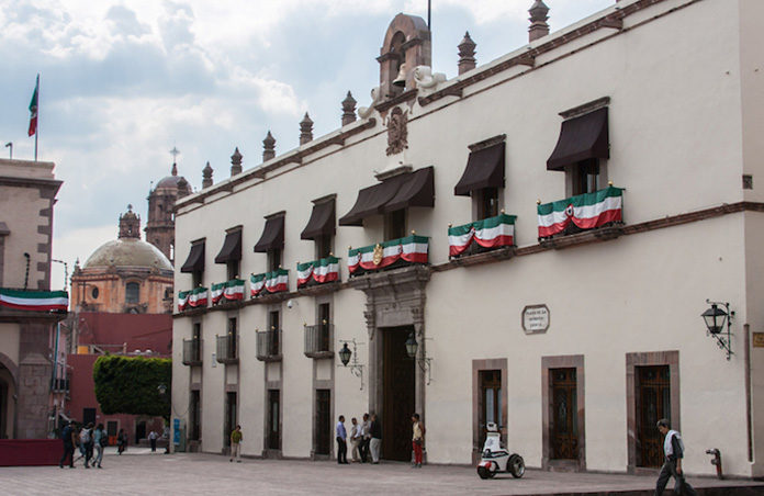  Gobierno de Querétaro simplificó número de empleados en el último año