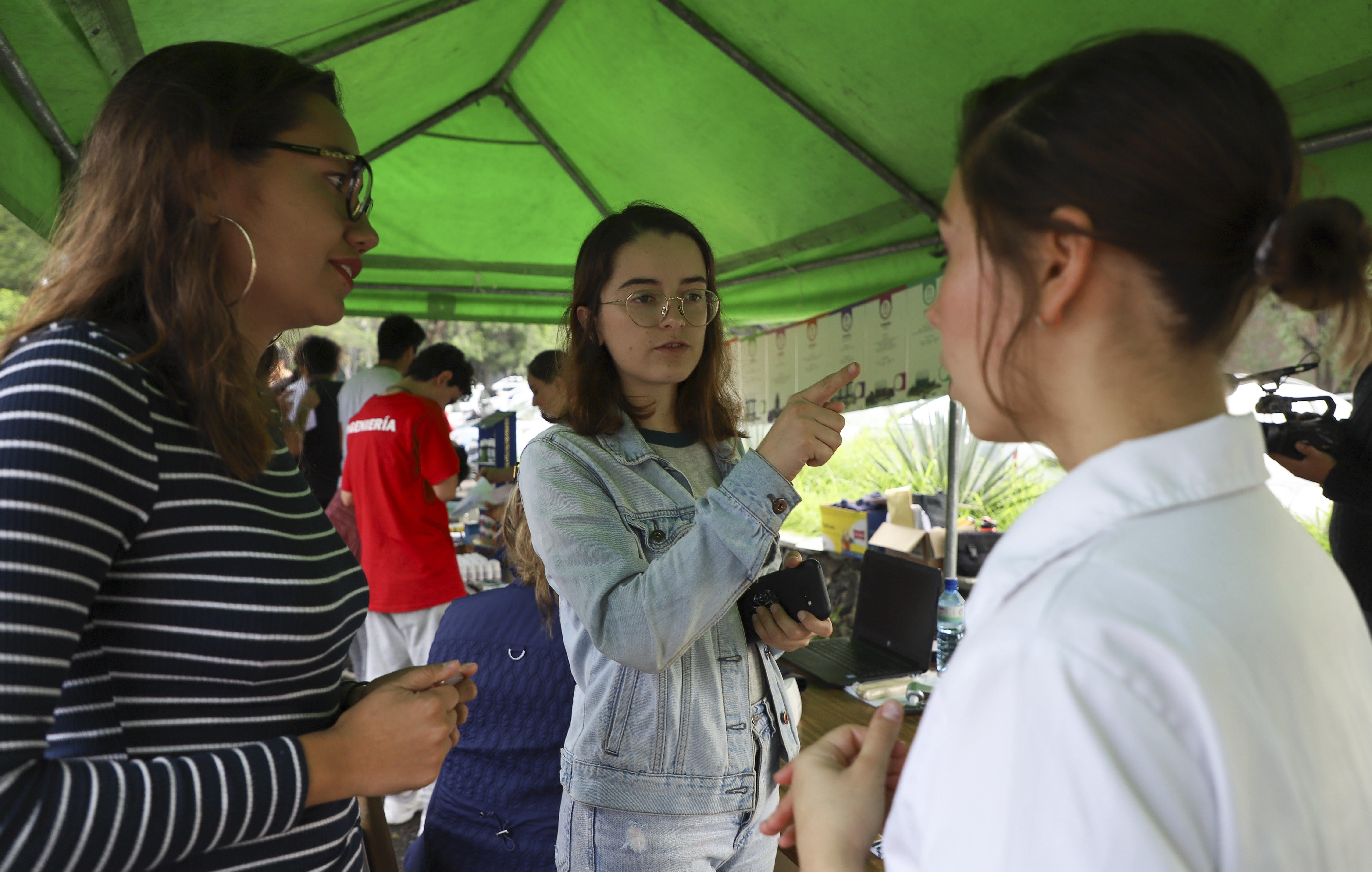  Facultad de Ingeniería ofrece primera feria de la salud