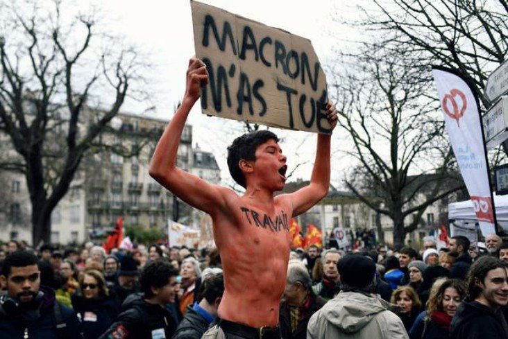  Sindicatos franceses se manifiestan contra política social de Macron