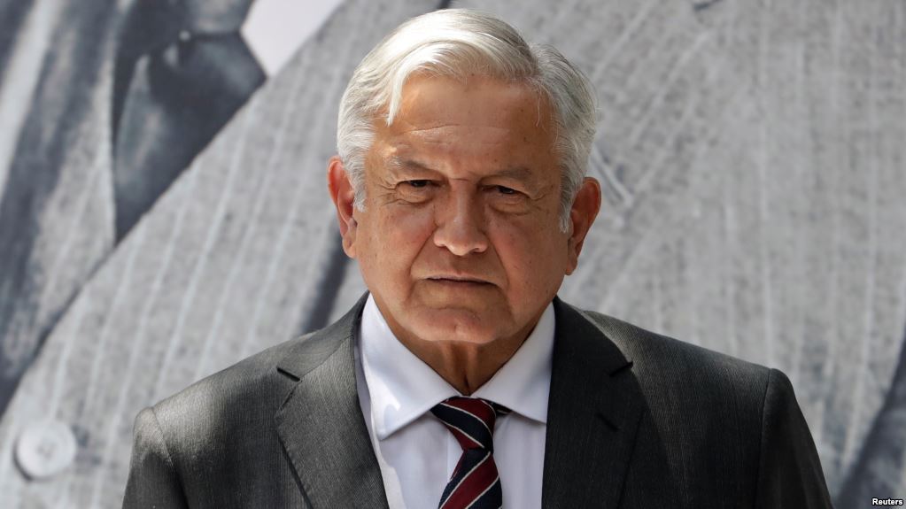  López Obrador jura no reprimir al pueblo a 50 años de la matanza de Tlatelolco