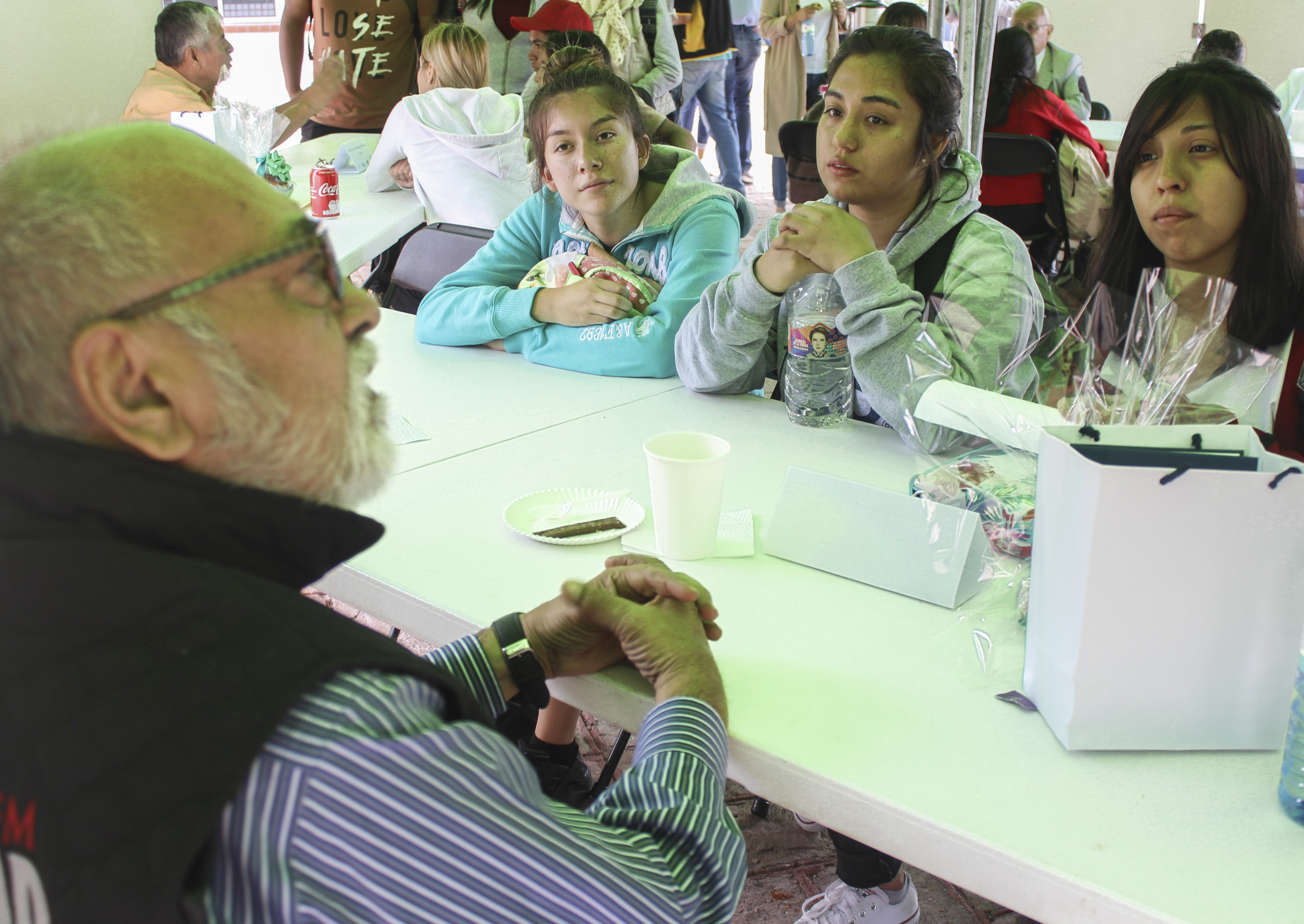  Docentes y administrativos jubilados de la UAQ comparten experiencias a la comunidad