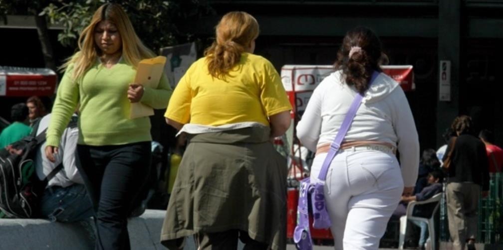  Estudios revelan que estrógenos ayudan a las mujeres a evitar obesidad