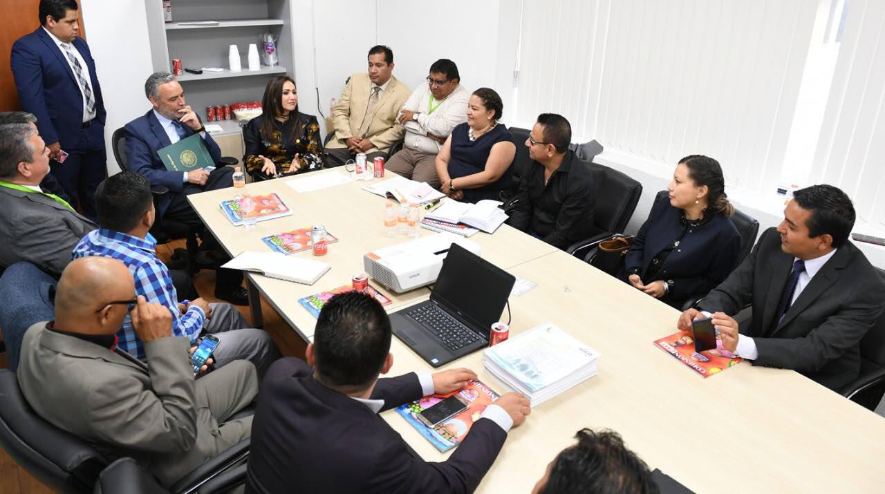  Sonia Rocha genera encuentro con alcaldes del distrito 1