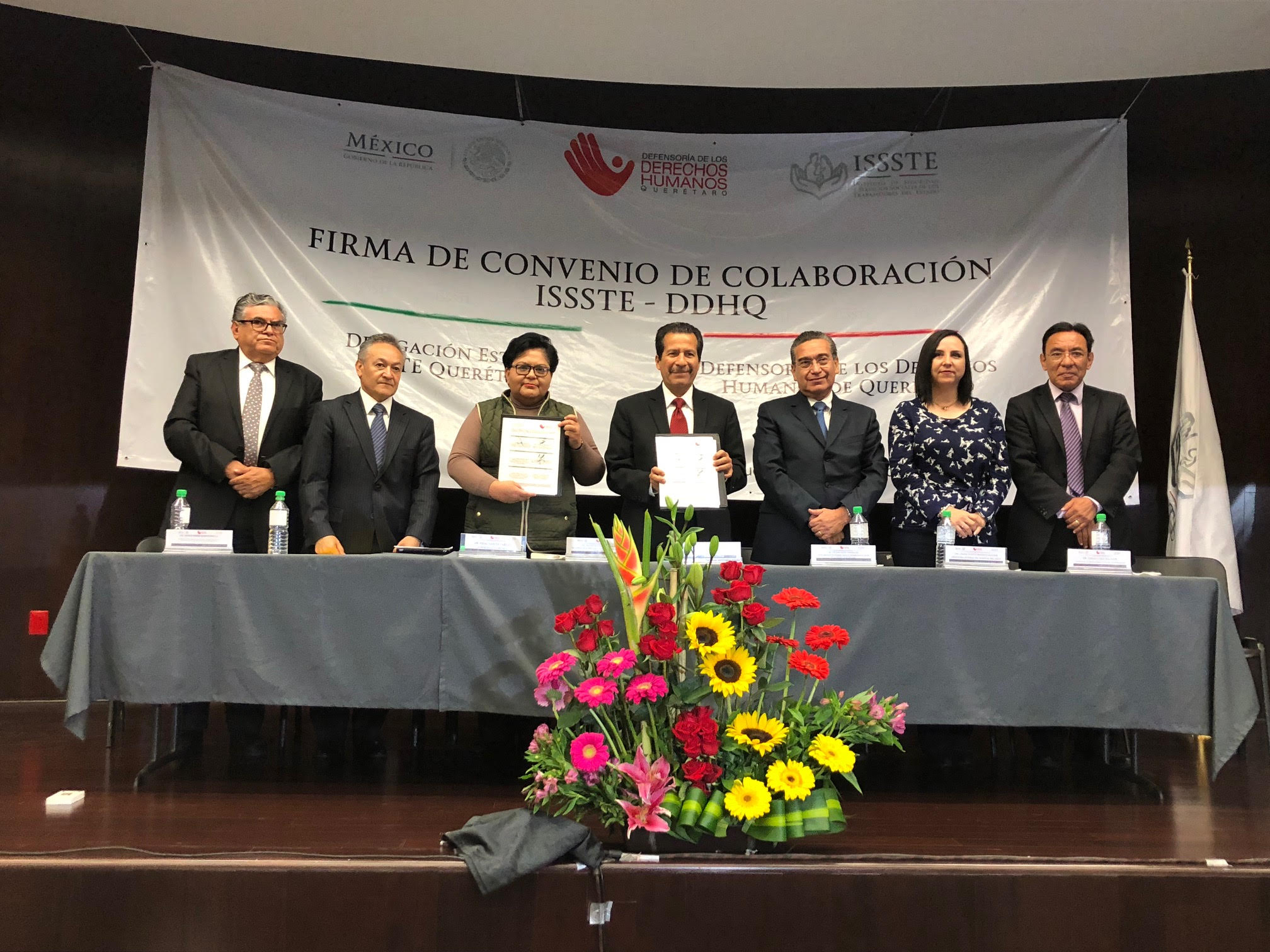  ISSSTE y Derechos Humanos de Querétaro firman convenio institucional