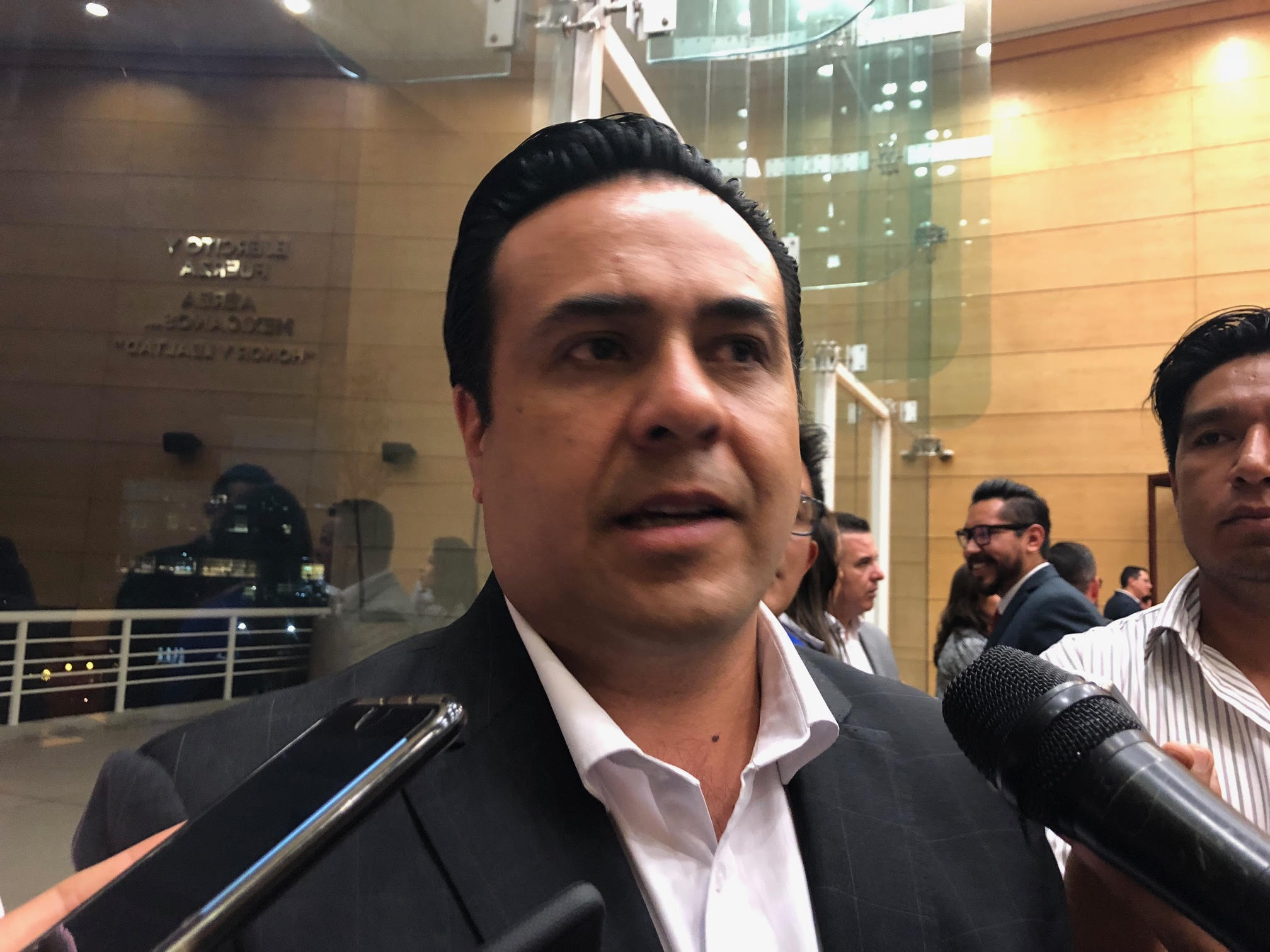  Luis Nava descarta alza al impuesto predial en 2019