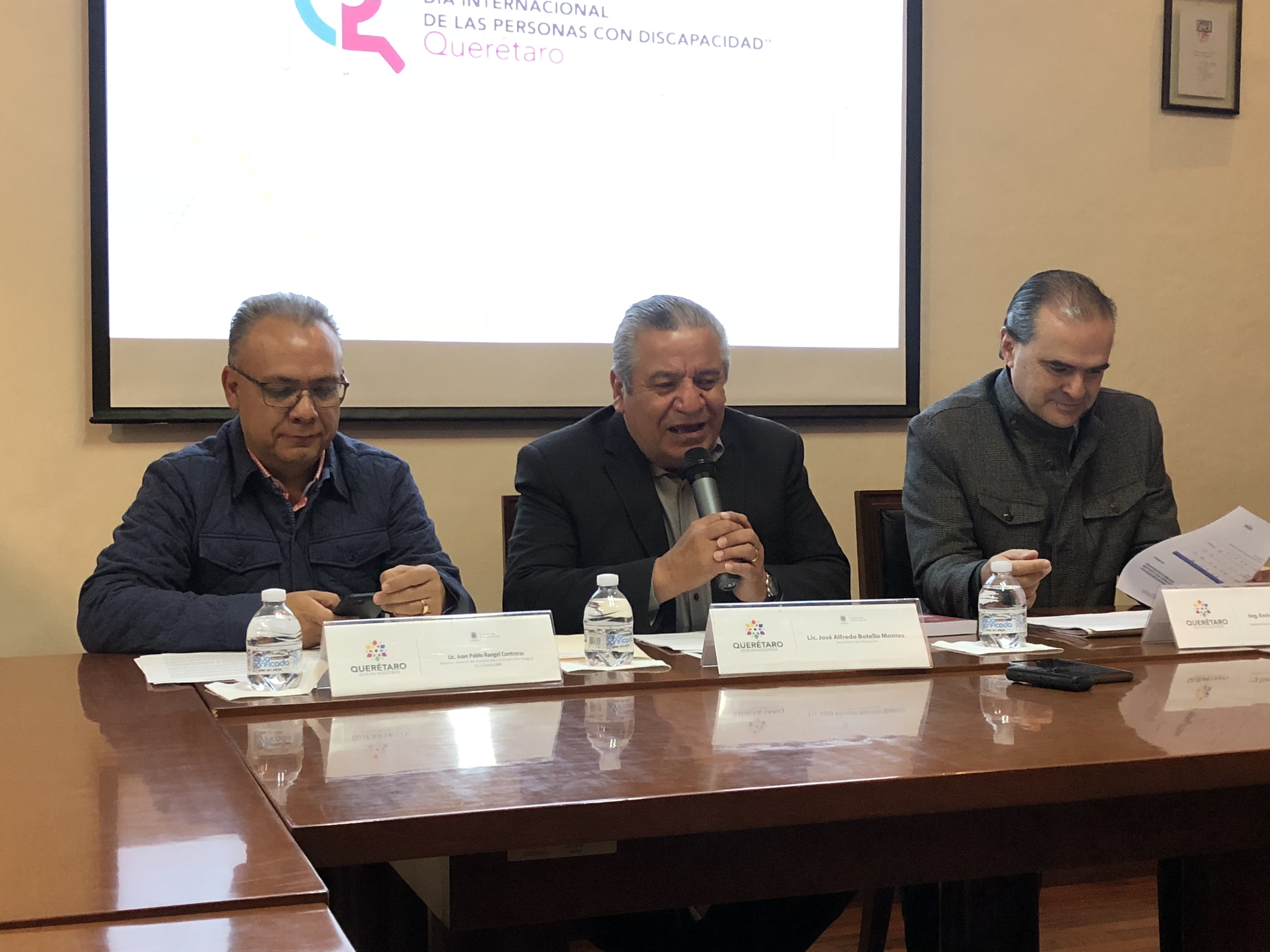  Buscan potenciar inclusión de personas con discapacidad en sistema educativo de Querétaro