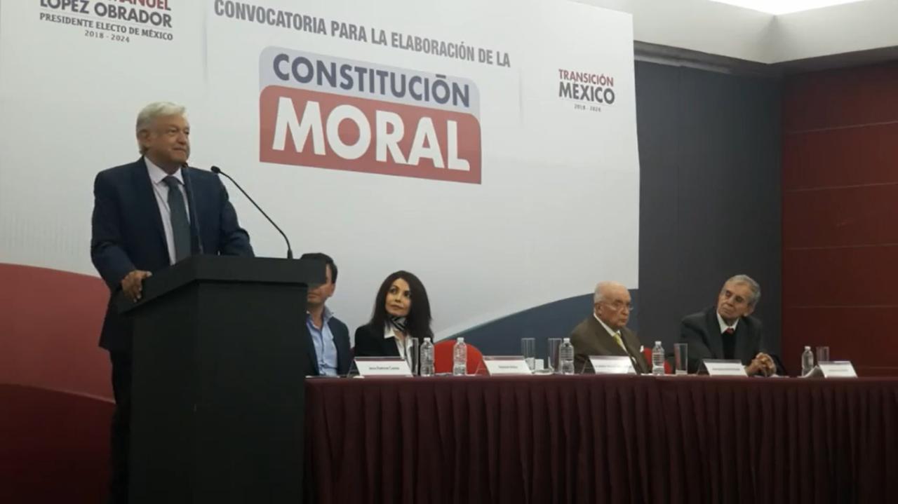  López Obrador convoca a mexicanos a elaborar una “Constitución Moral”