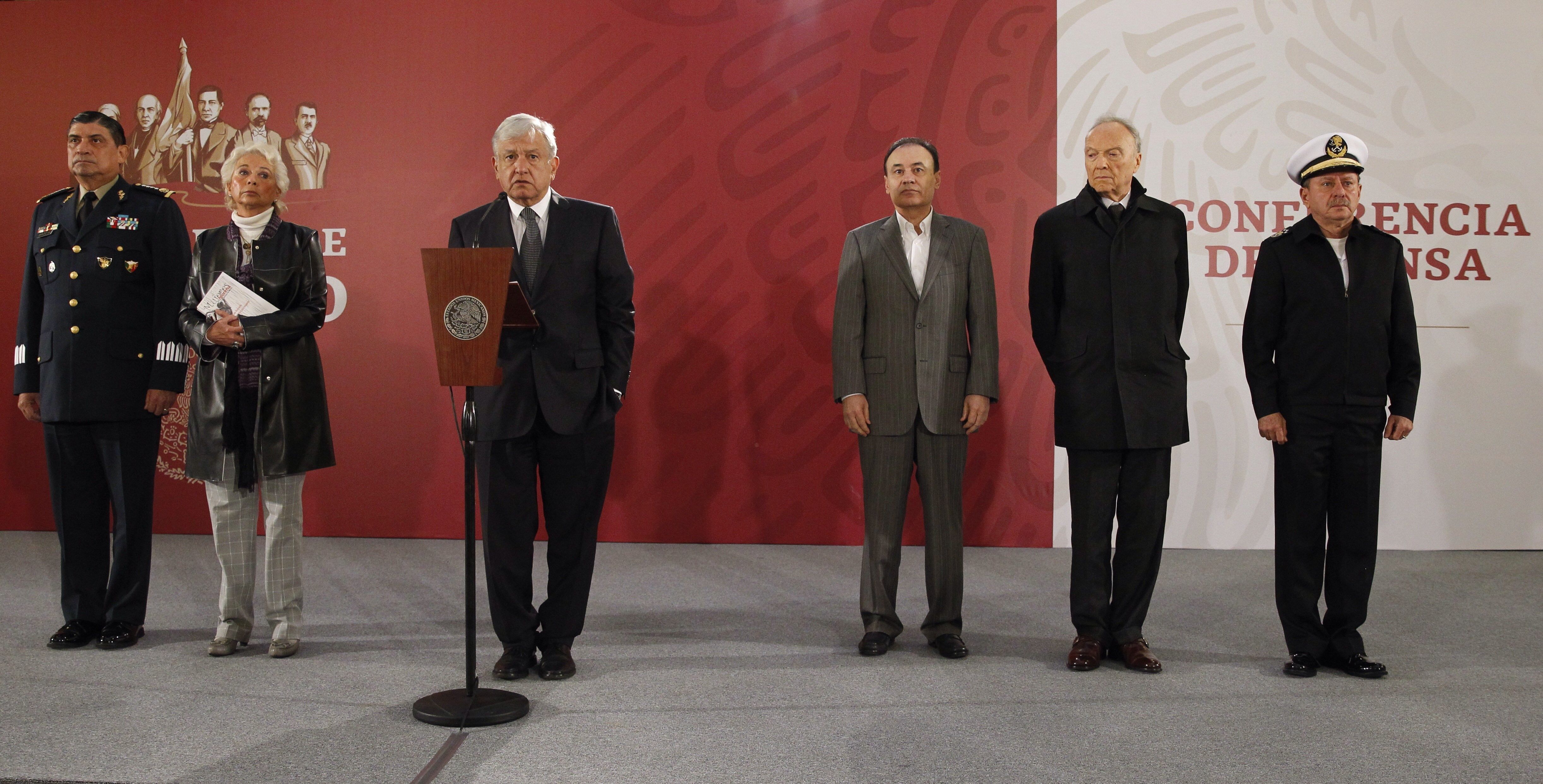  López Obrador garantiza inversiones de contratistas en Texcoco
