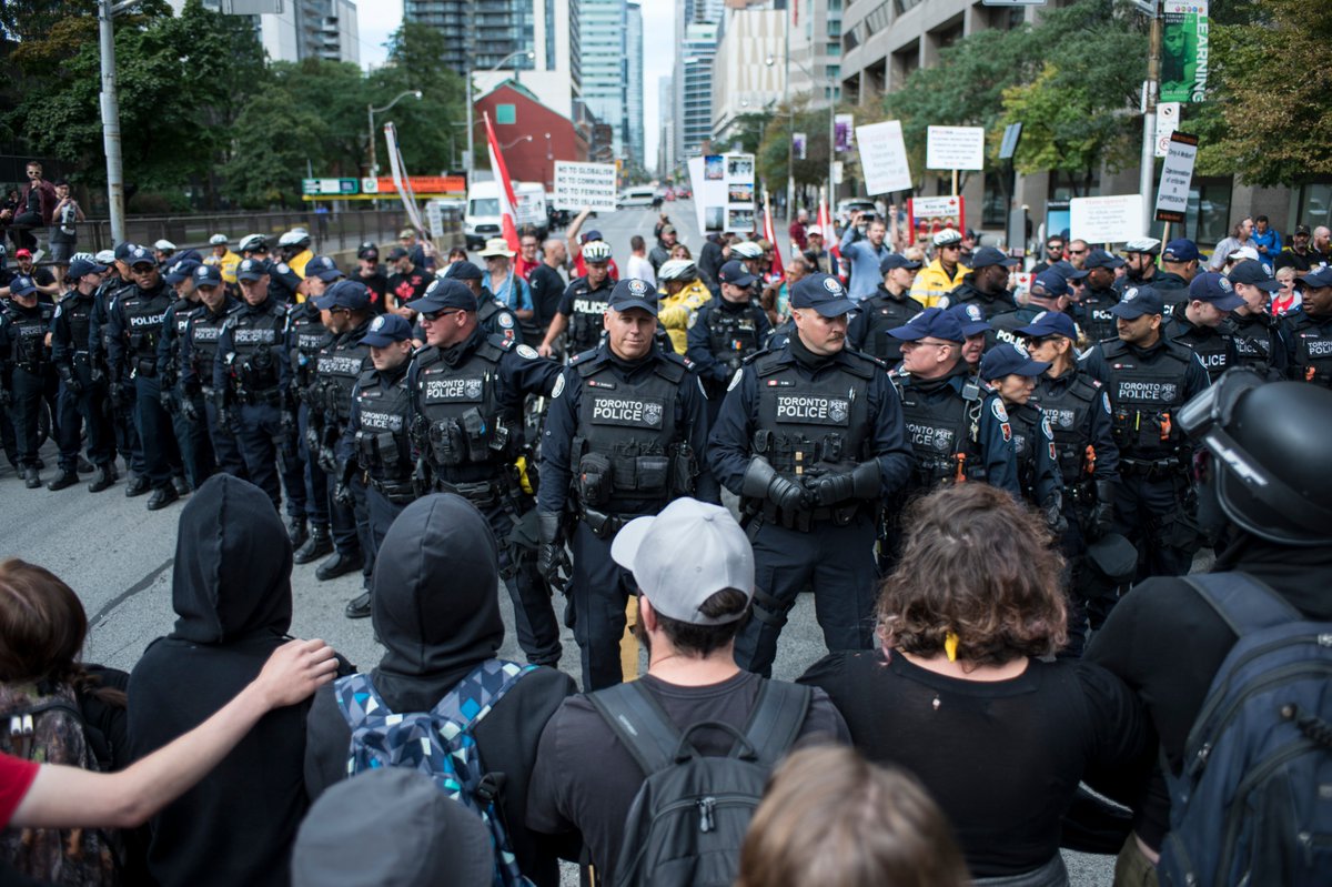  Policía canadiense, en la mira por acusaciones de racismo
