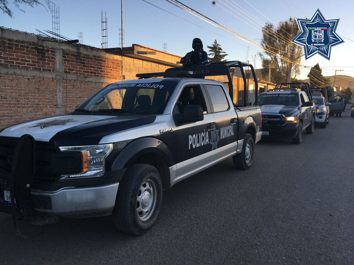  Policía de El Marqués detiene a presunto huachicolero en Coyotillos