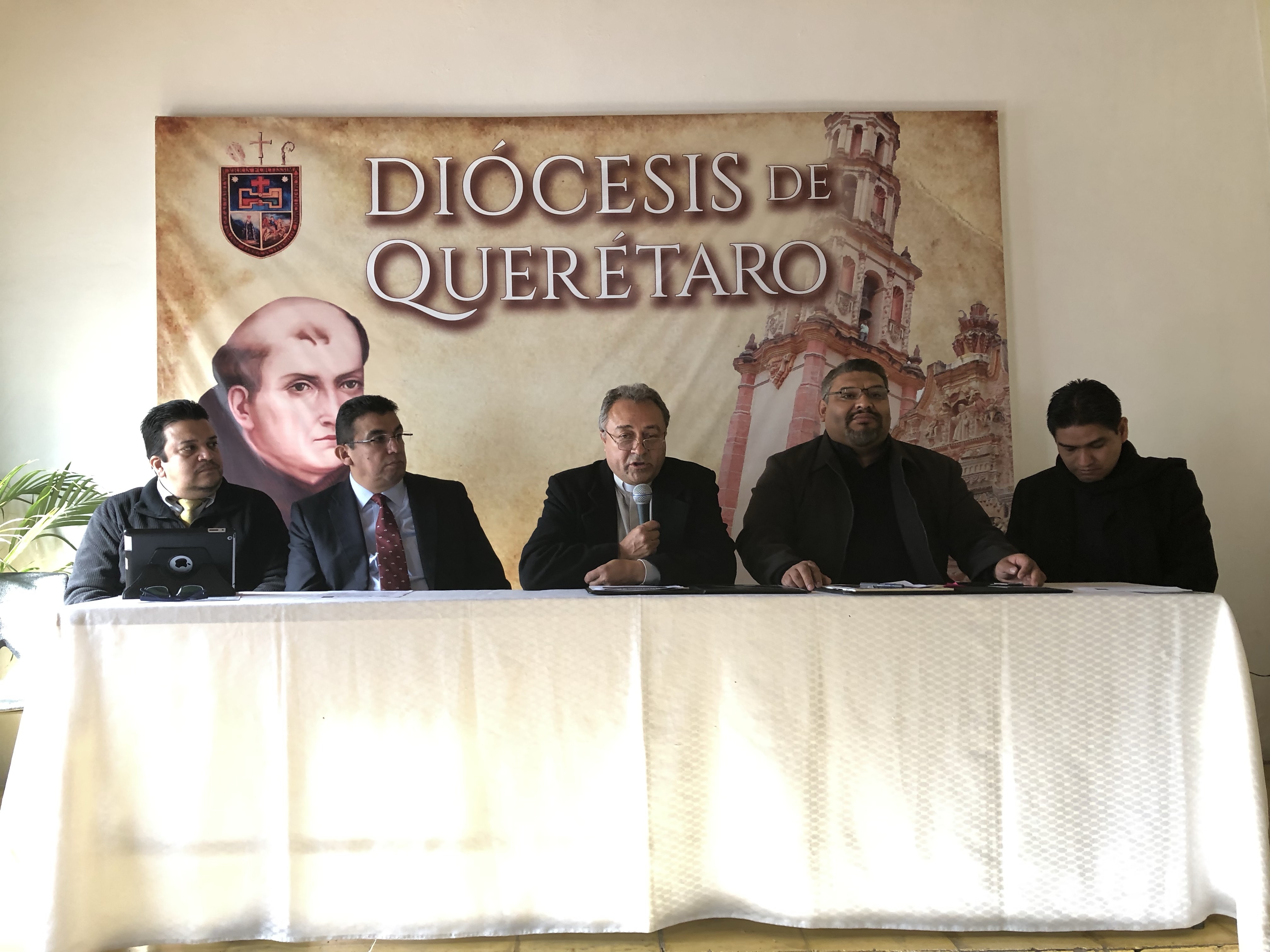  Alistan foro por la libertad religiosa y laicidad en Querétaro