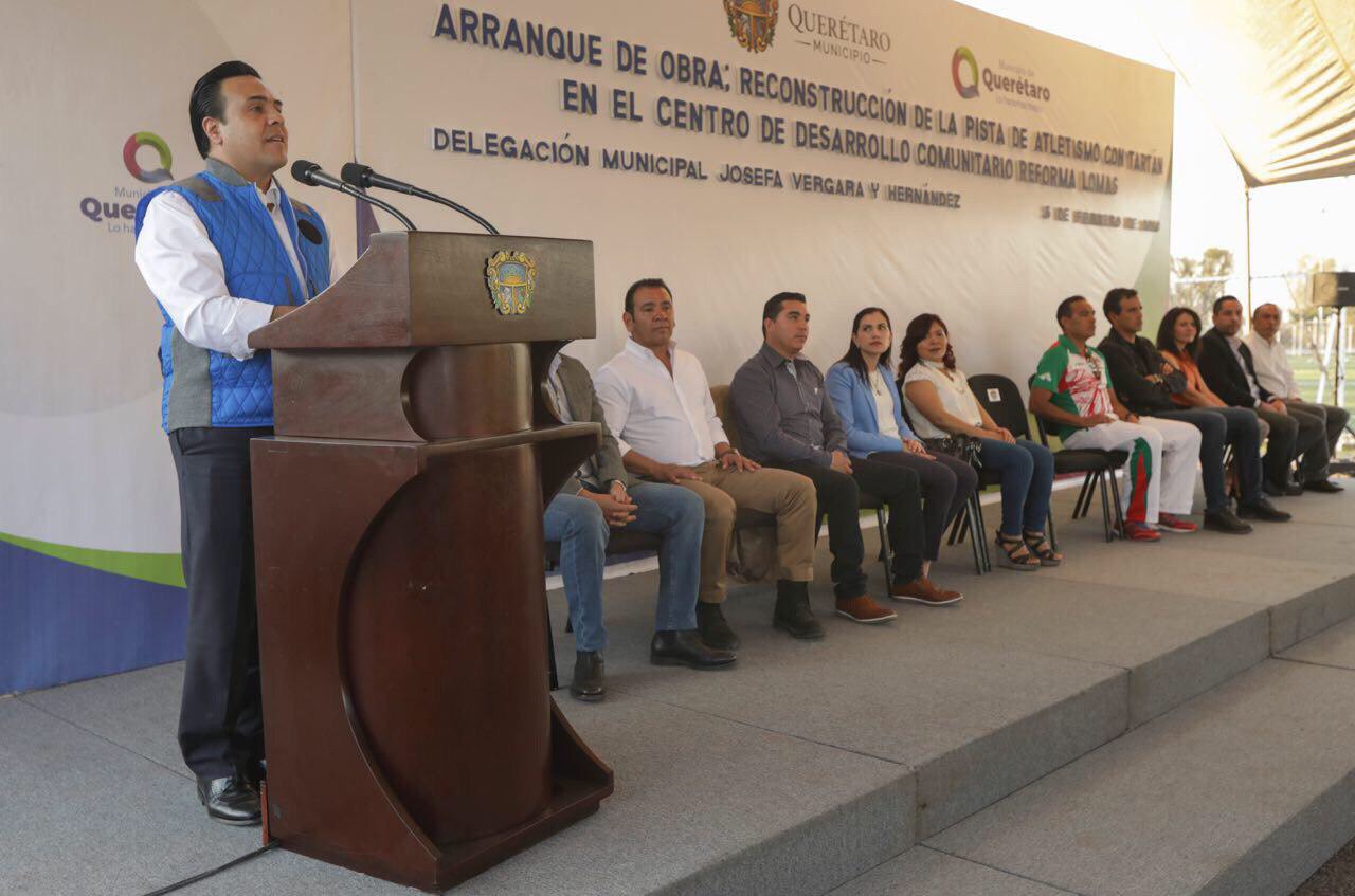  Inicia municipio de Querétaro reconstrucción de pista de atletismo Reforma-Lomas