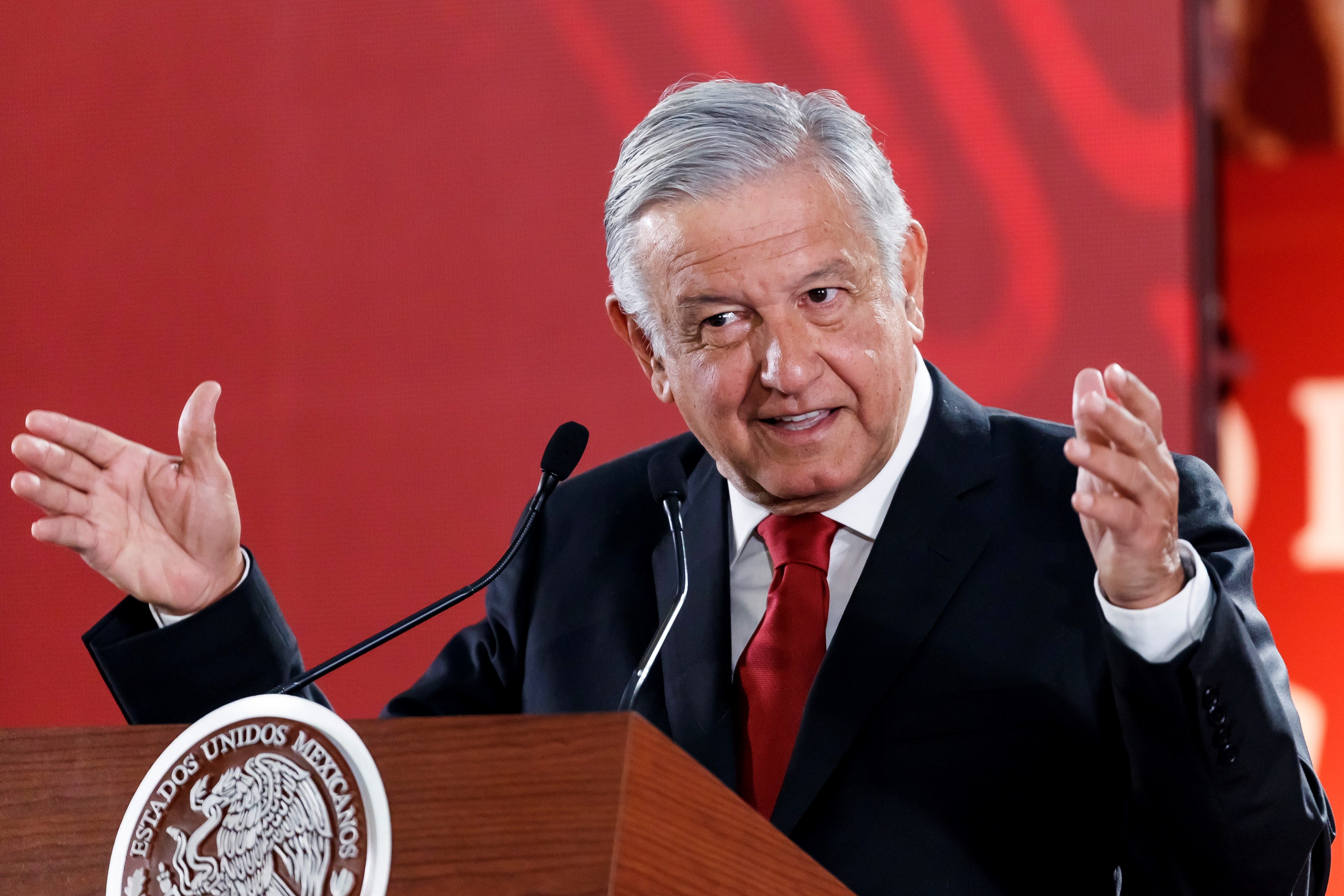  No habrá intermediarios en entrega de apoyos económicos, asegura López Obrador