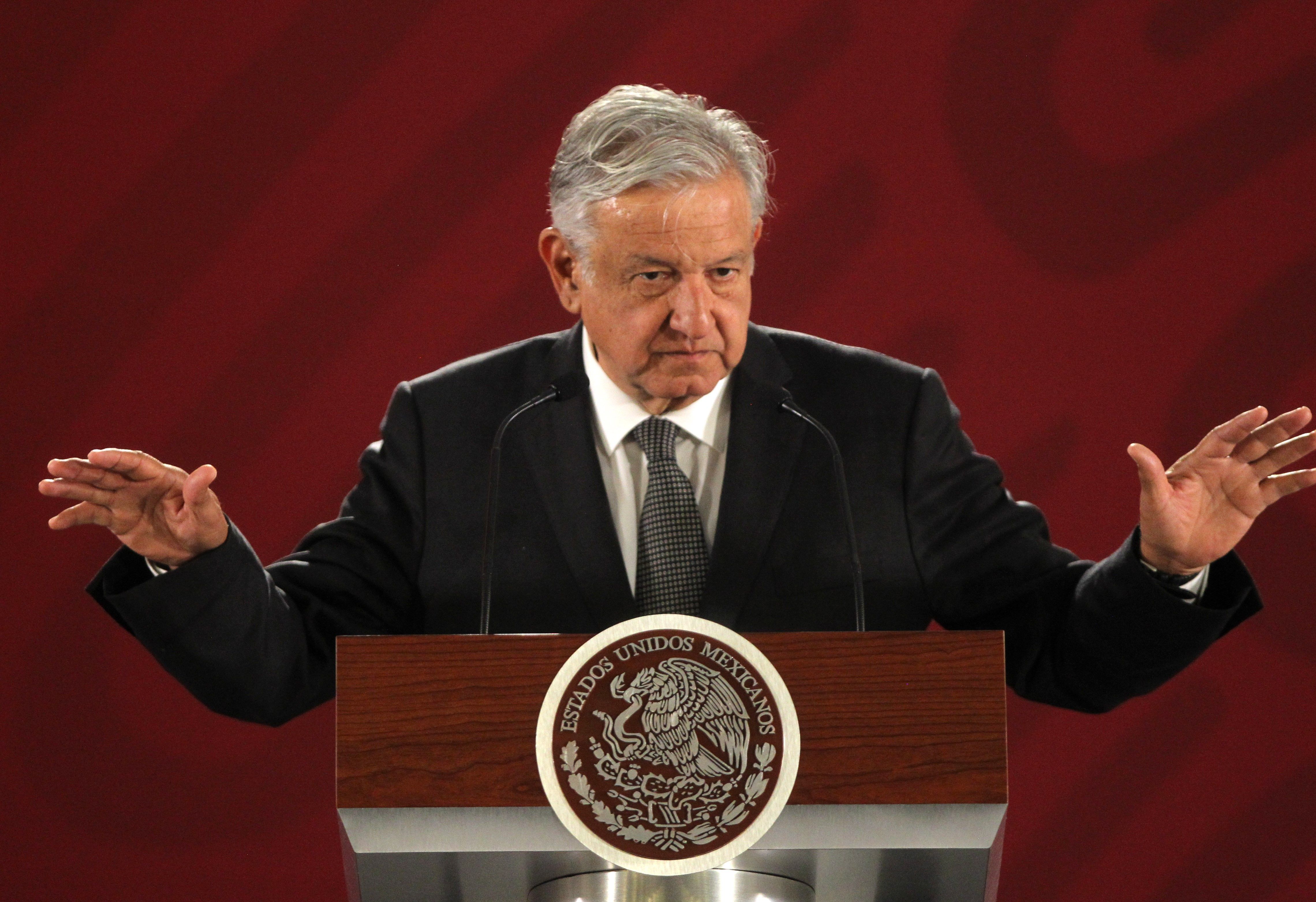  Afirma López Obrador que no pidió renuncia del titular del CRE