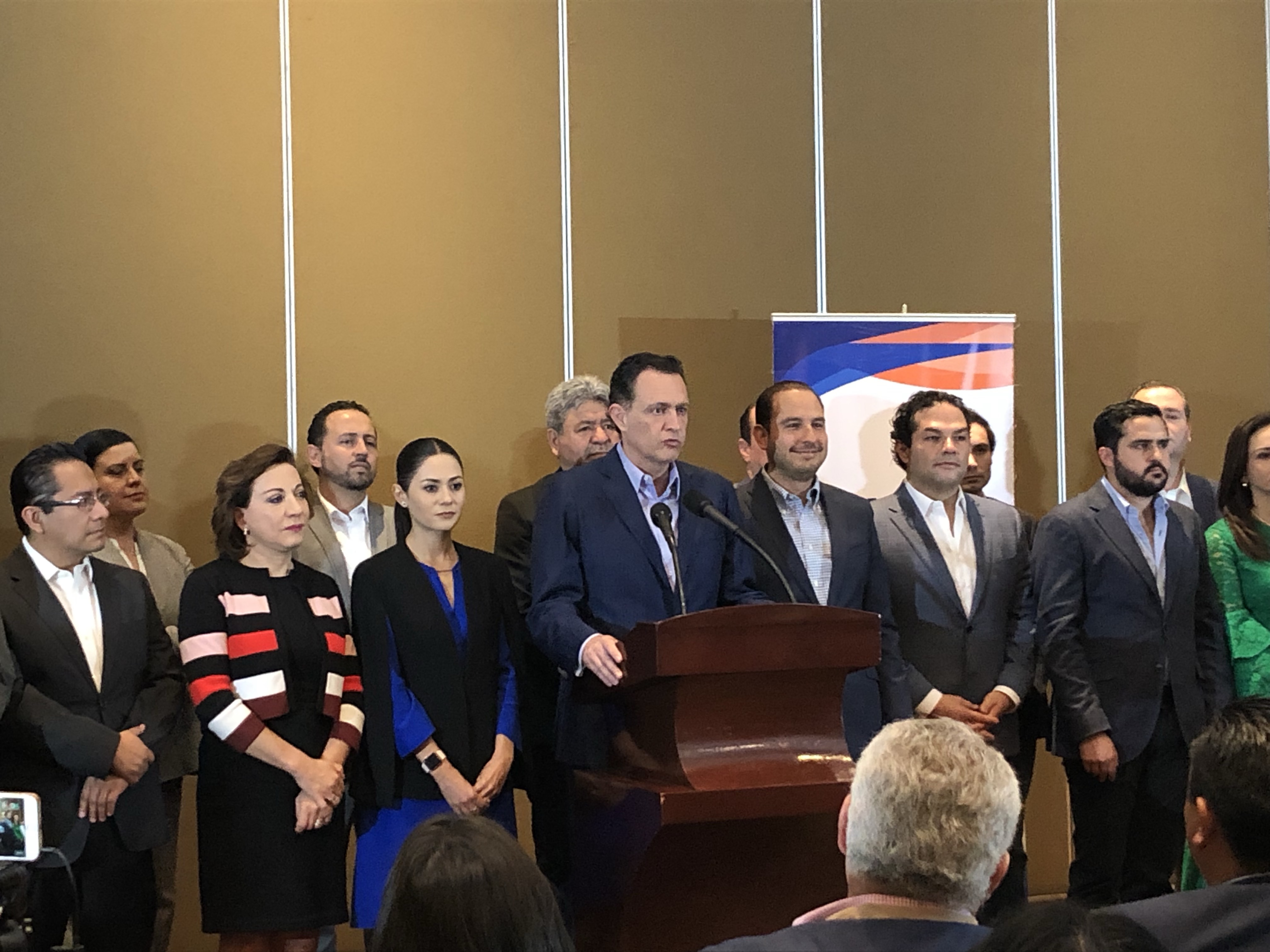  Asegura Kuri estar enfocado en su presente político como senador