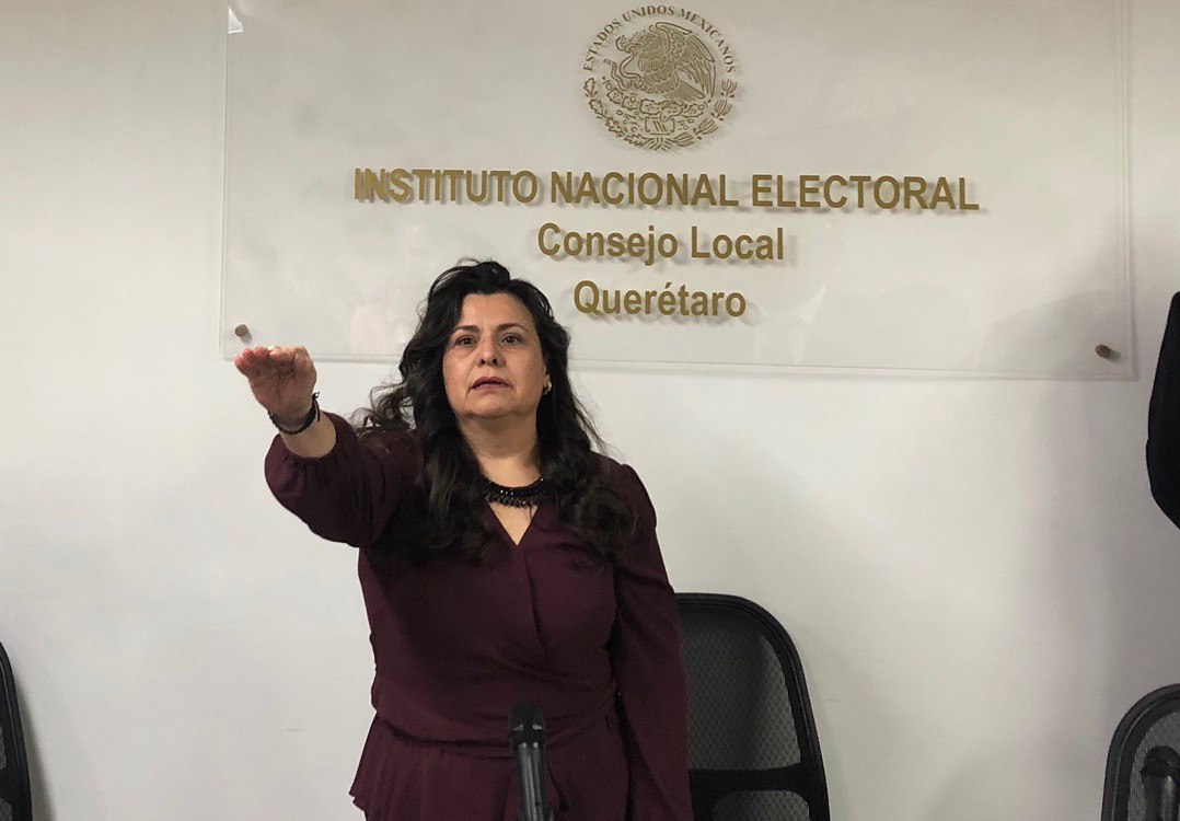  Ana Lilia Pérez Mendoza rinde protesta como vocal ejecutiva del INE