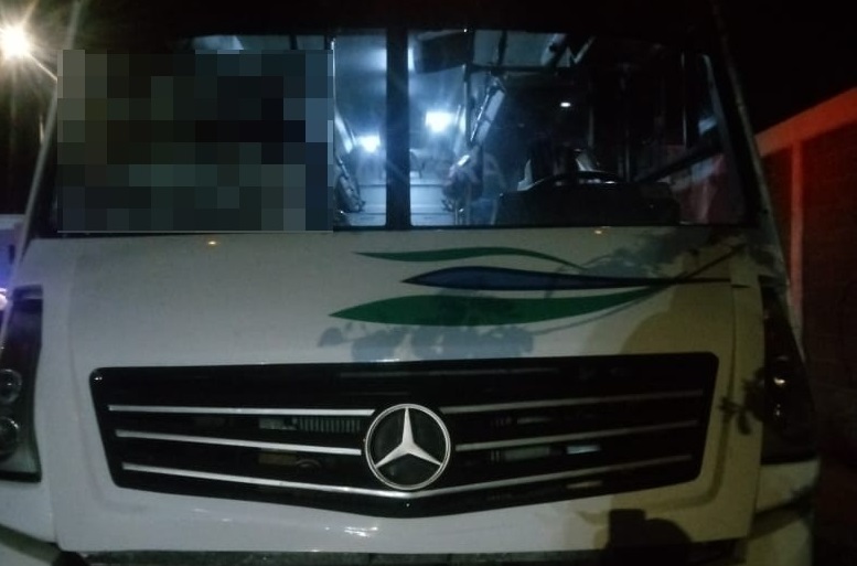  Choca autobús en La Pradera y descubren que tenía reporte de robo en Chiapas