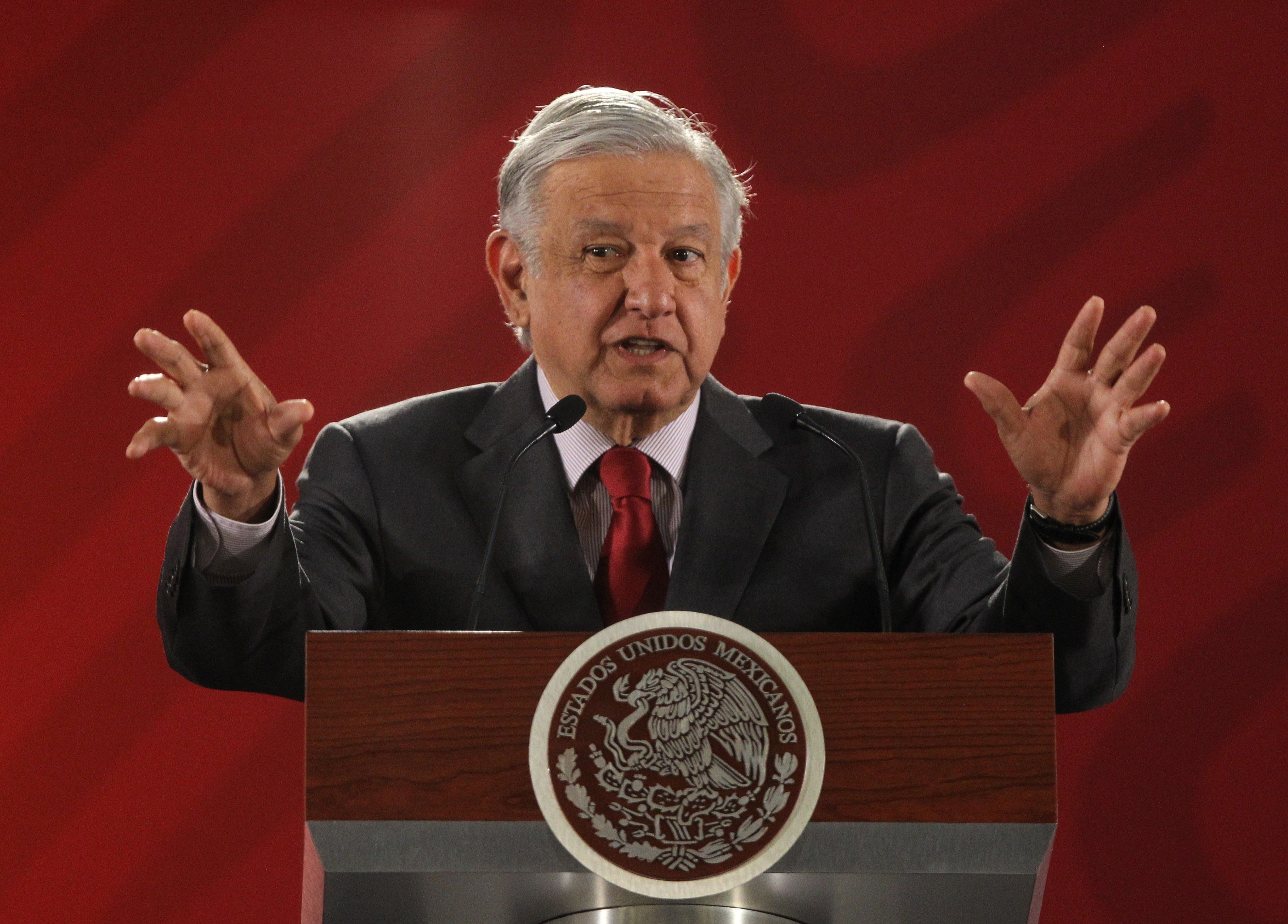 Reprocha López Obrador de manera “fraternal y respetuosa” a las calificadoras
