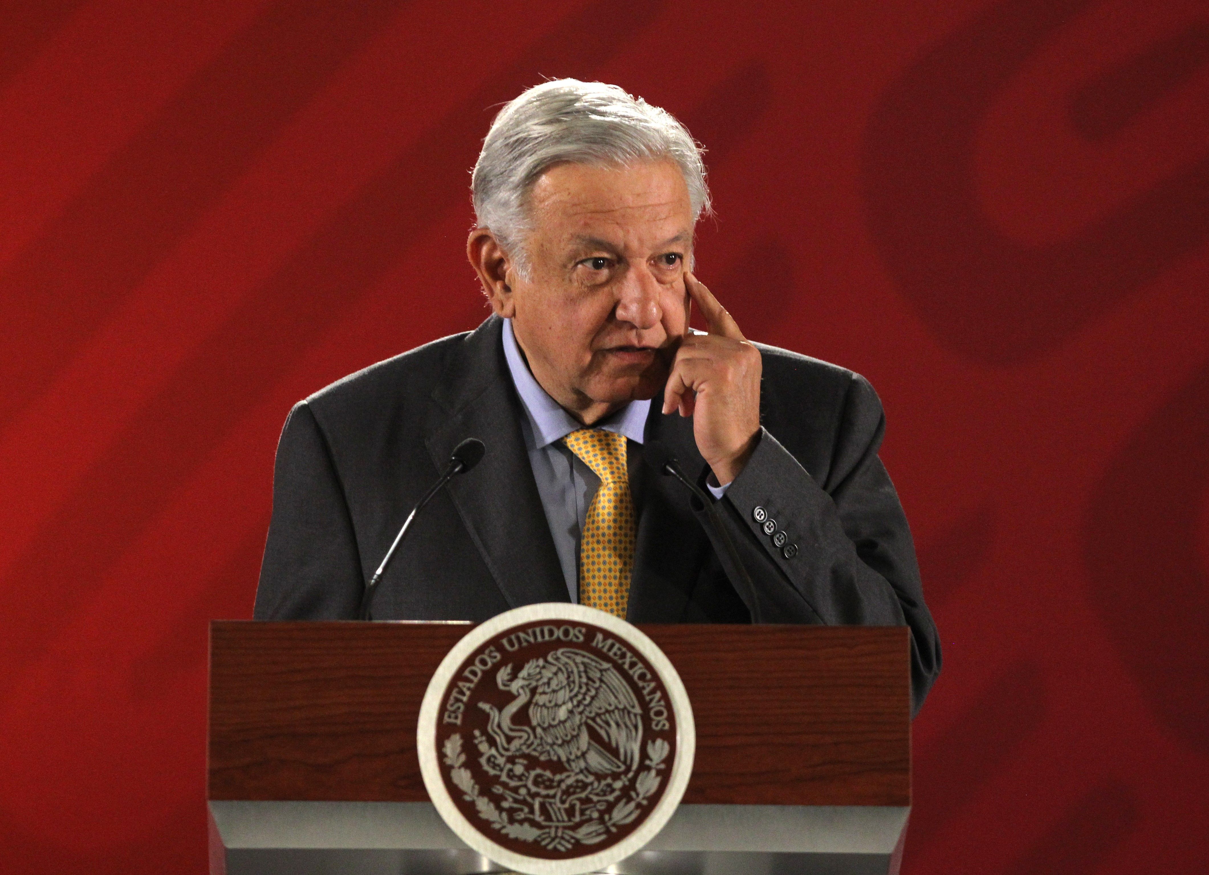  Anuncia López Obrador firma de convenios de inversión en Pemex