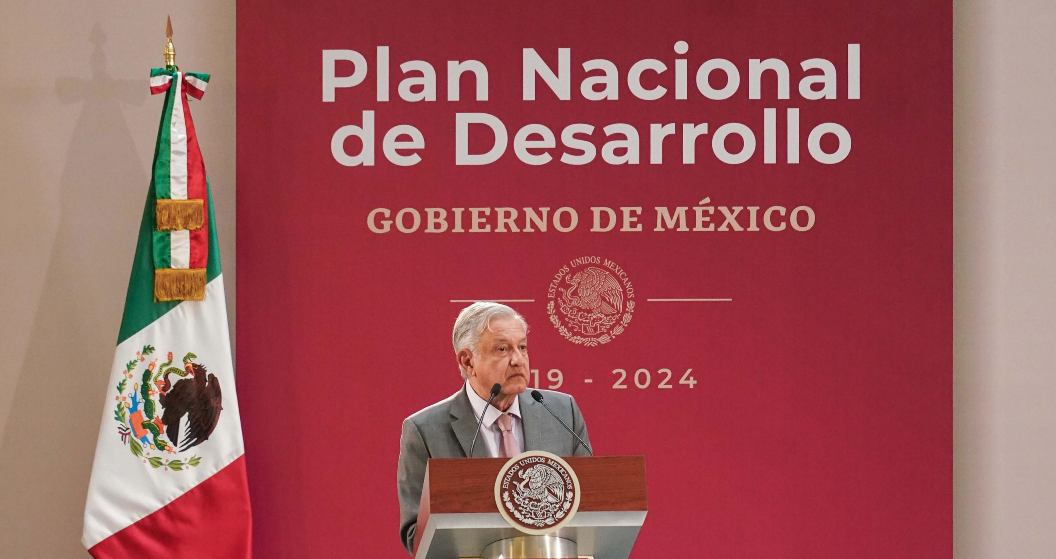  López Obrador declara “formalmente” el fin de la política neoliberal en México