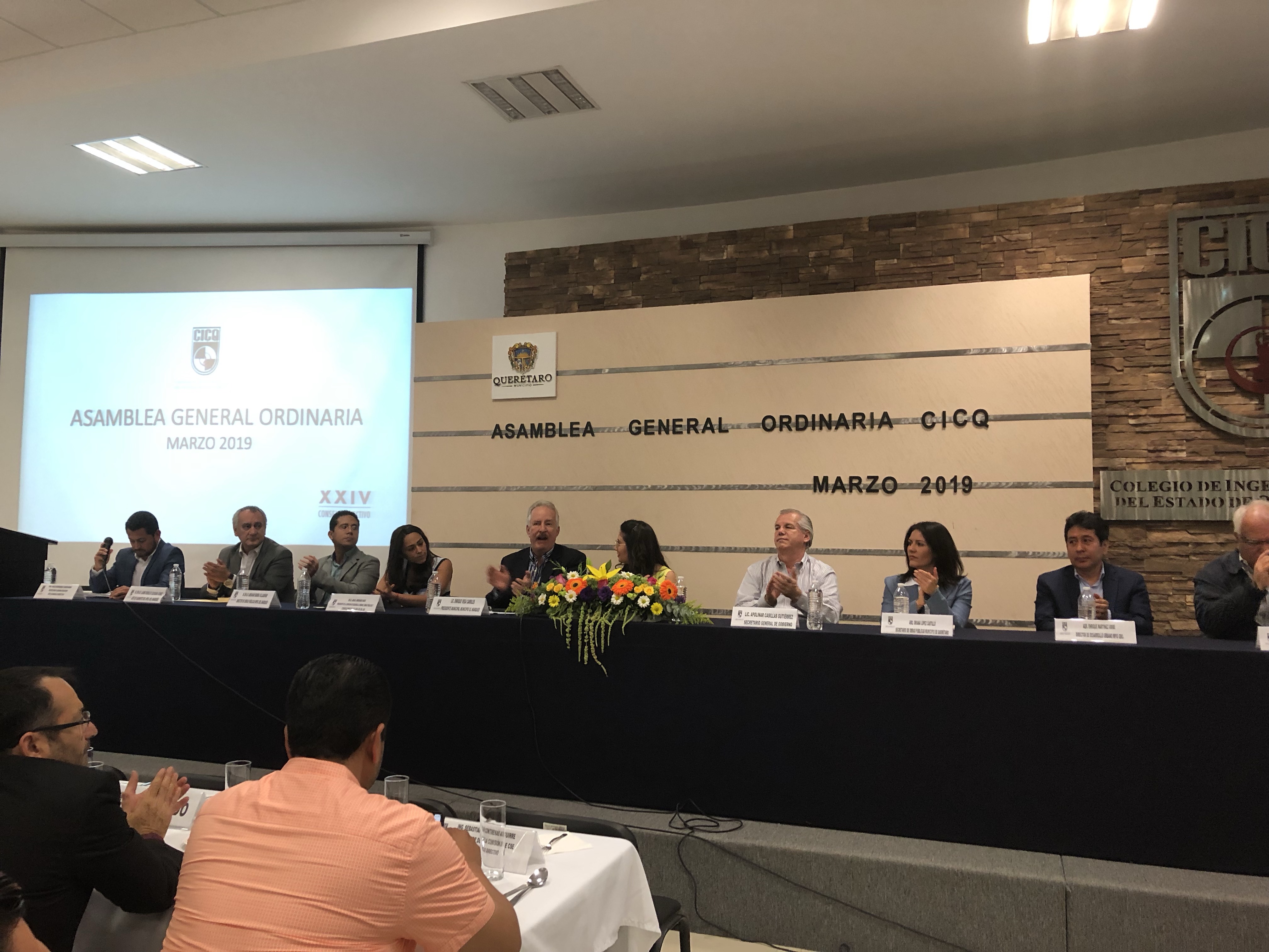  Municipios de El Marqués y Querétaro presentan planes de obra ante ingenieros