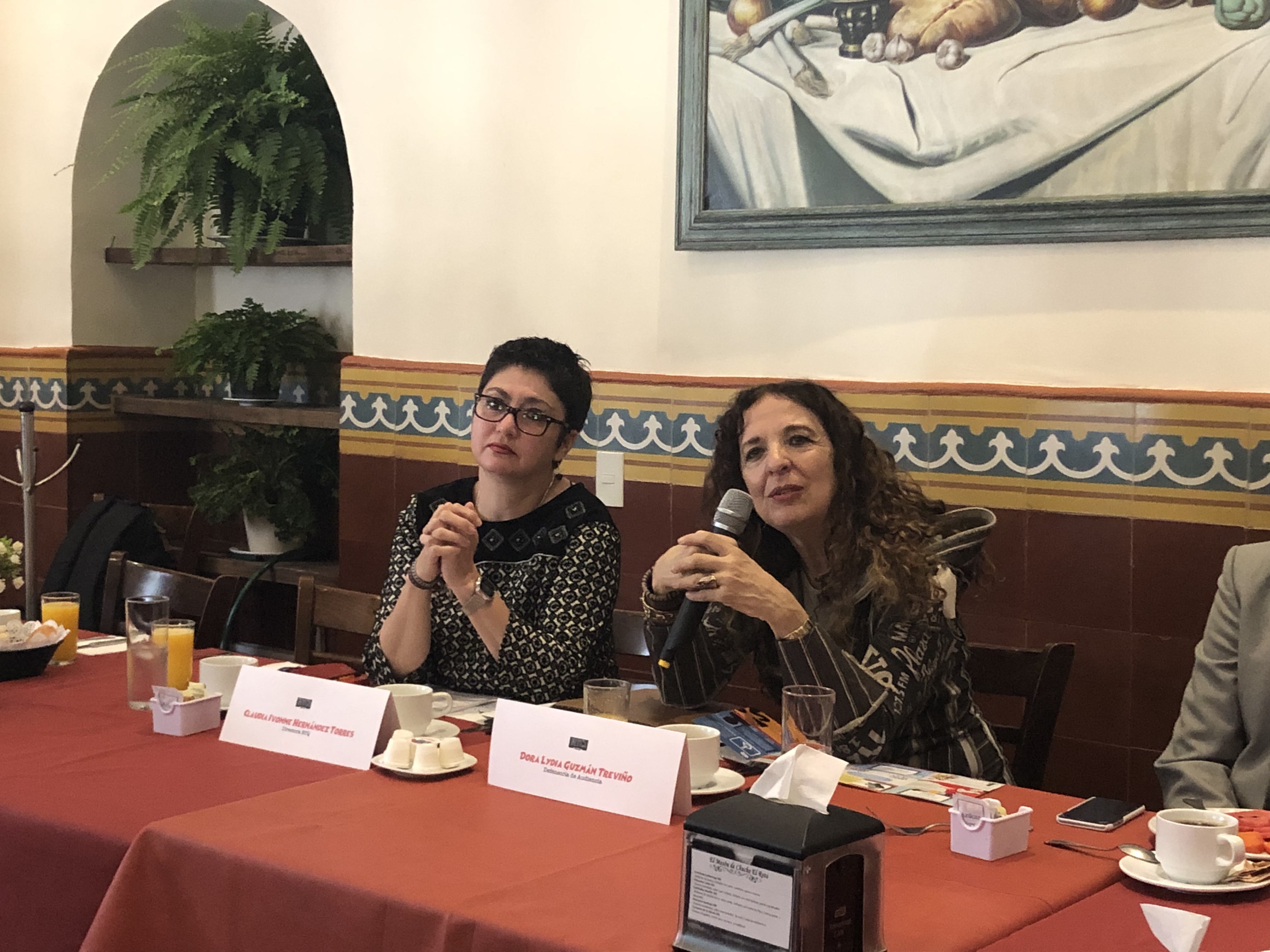  Presentan a Lydia Guzmán como defensora de audiencias de RTQ