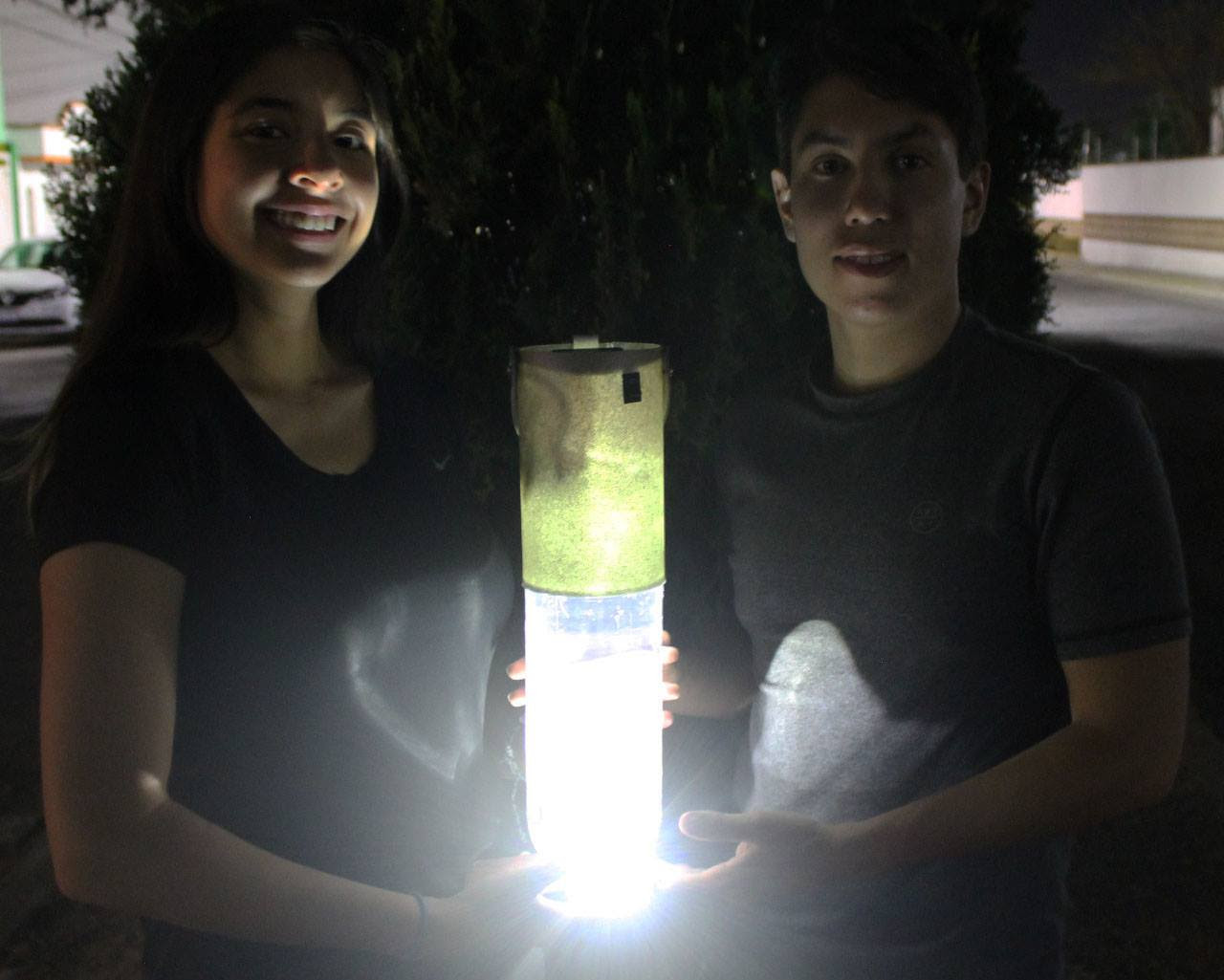  Estudiante de la UAQ obtiene reconocimiento nacional por proyecto “Siempre Luz”