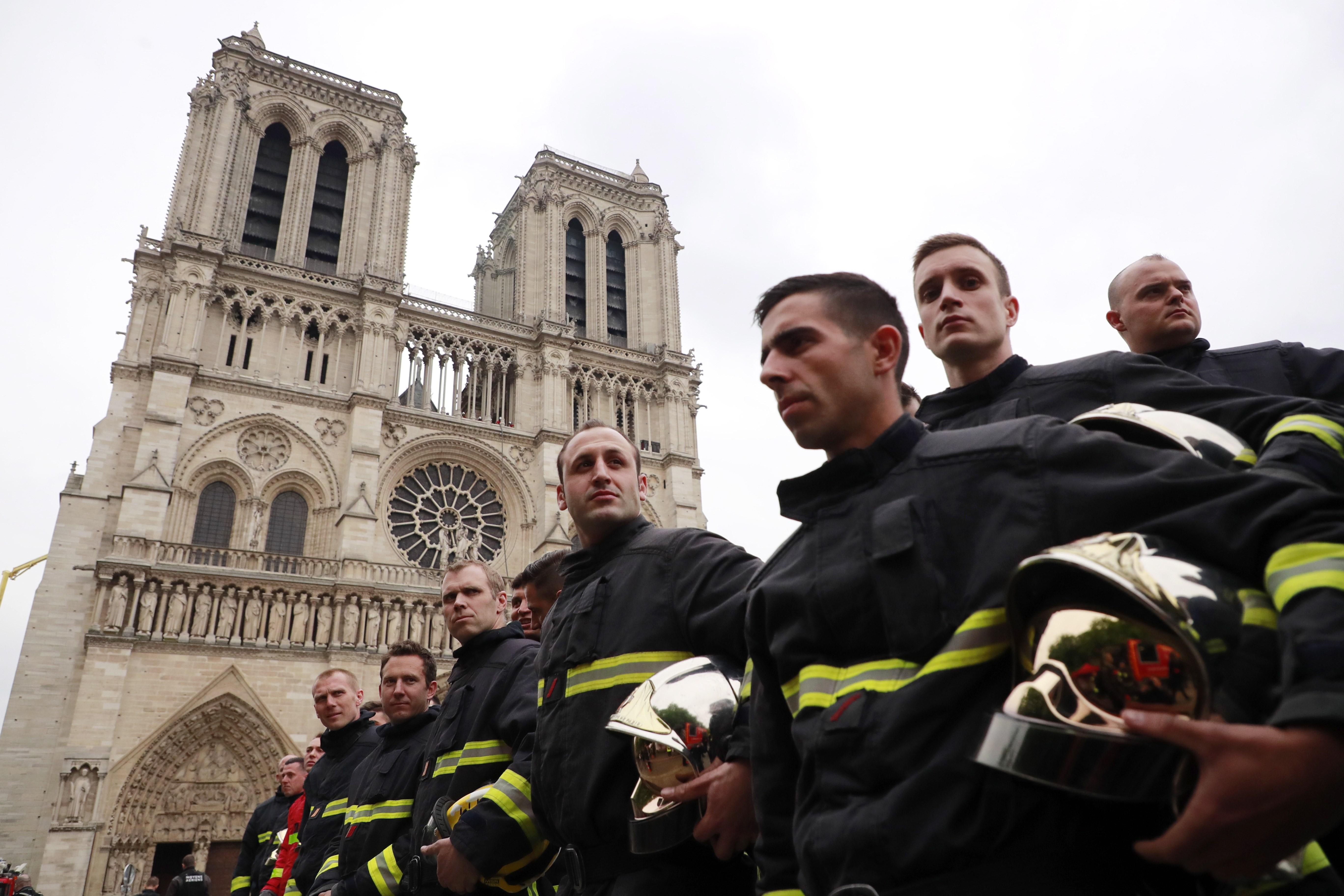  Notre Dame: esperanza un día después de la tragedia