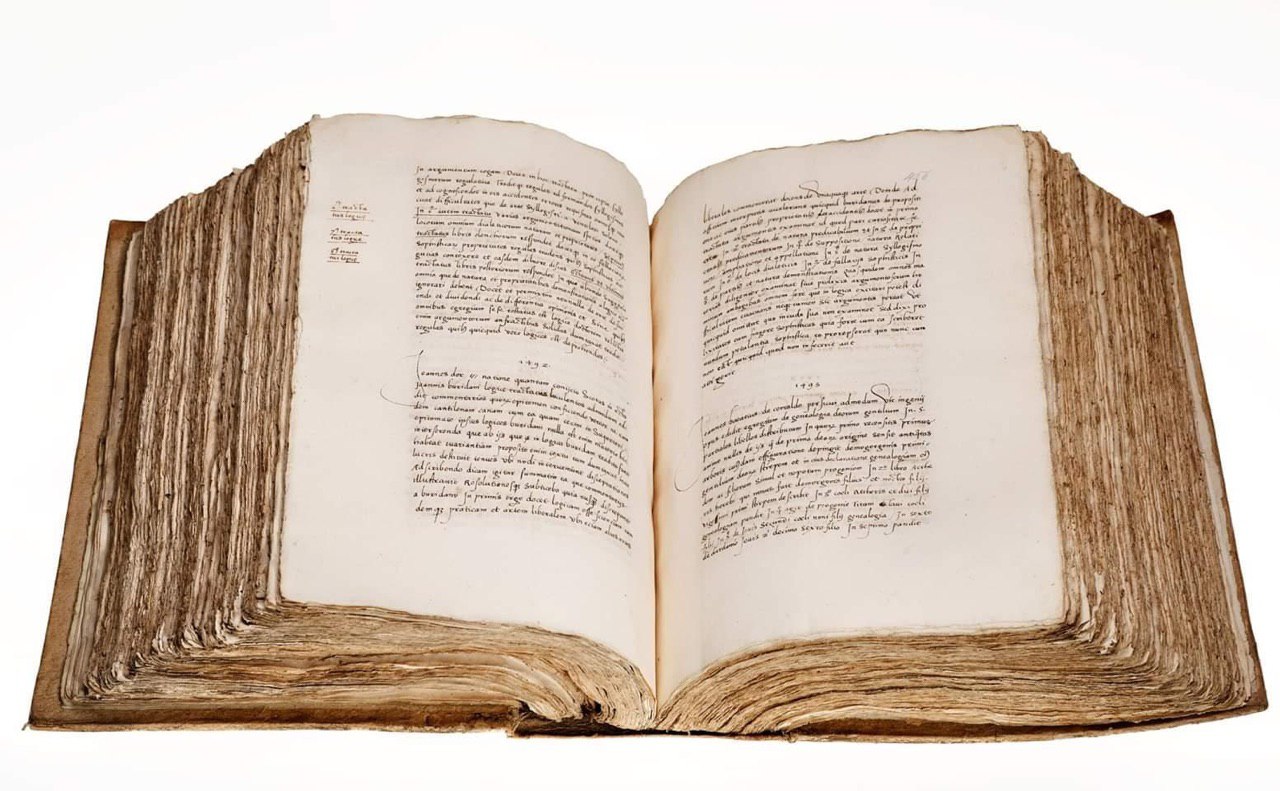  Manuscrito del hijo de Cristóbal Colón, Hernando, fue encontrado sobre su biblioteca