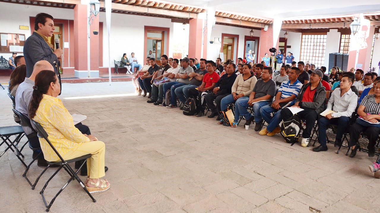  Busca Toño Mejía consolidar a Tequisquiapan como centro industrial