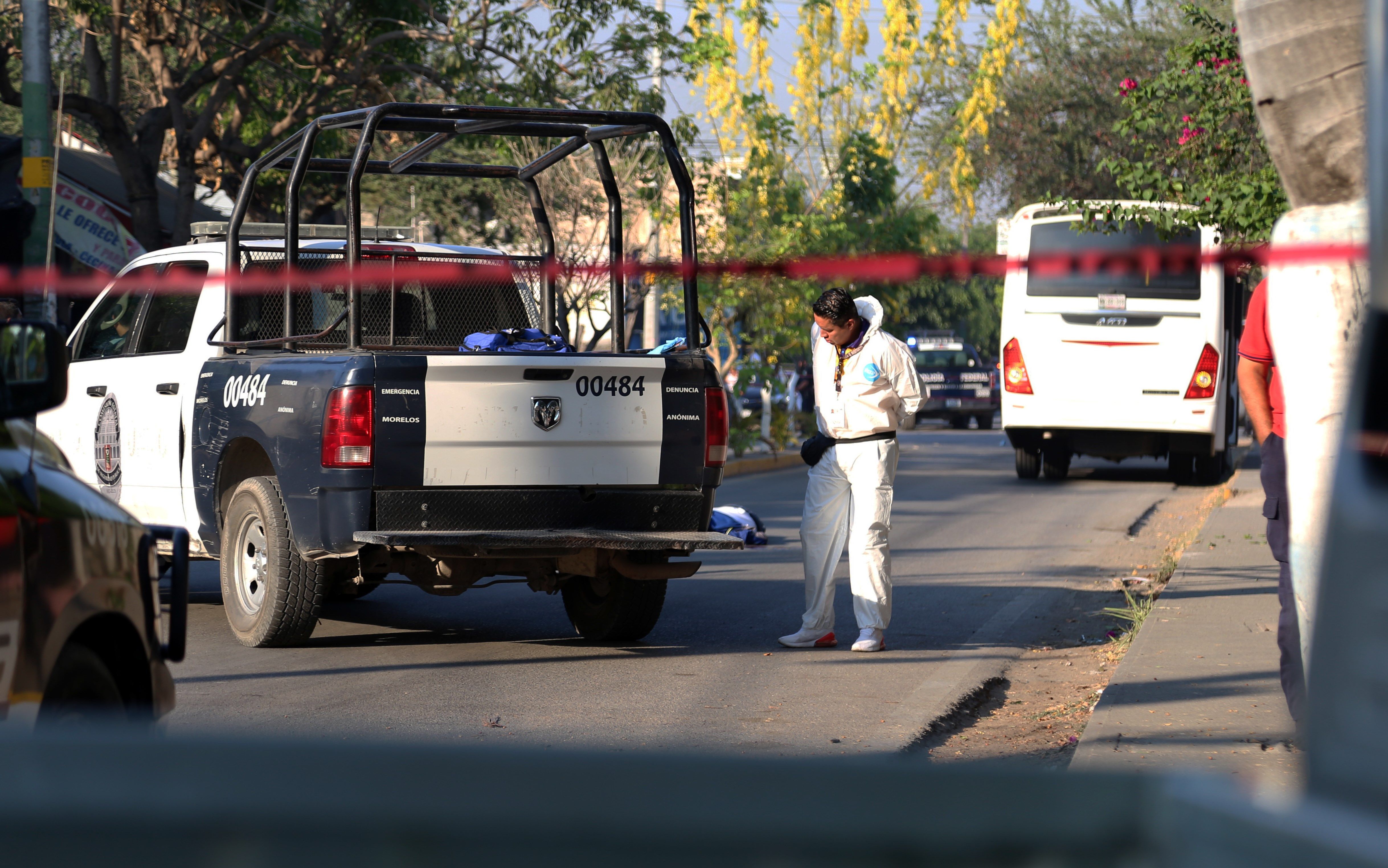  Ataque armado deja 6 custodios de prisión federal muertos en Morelos