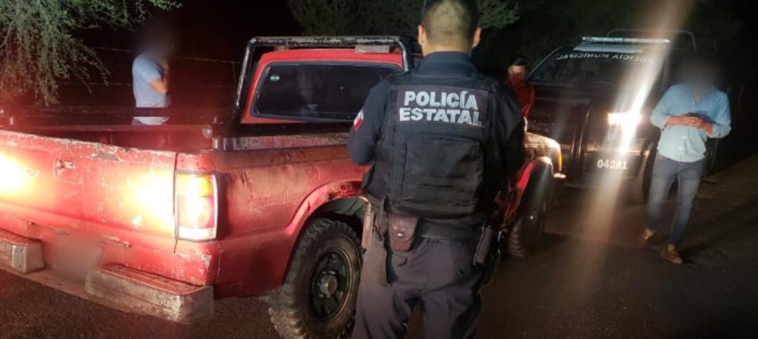 Detienen a dos por robo a vehículo en carretera de Ezequiel Montes