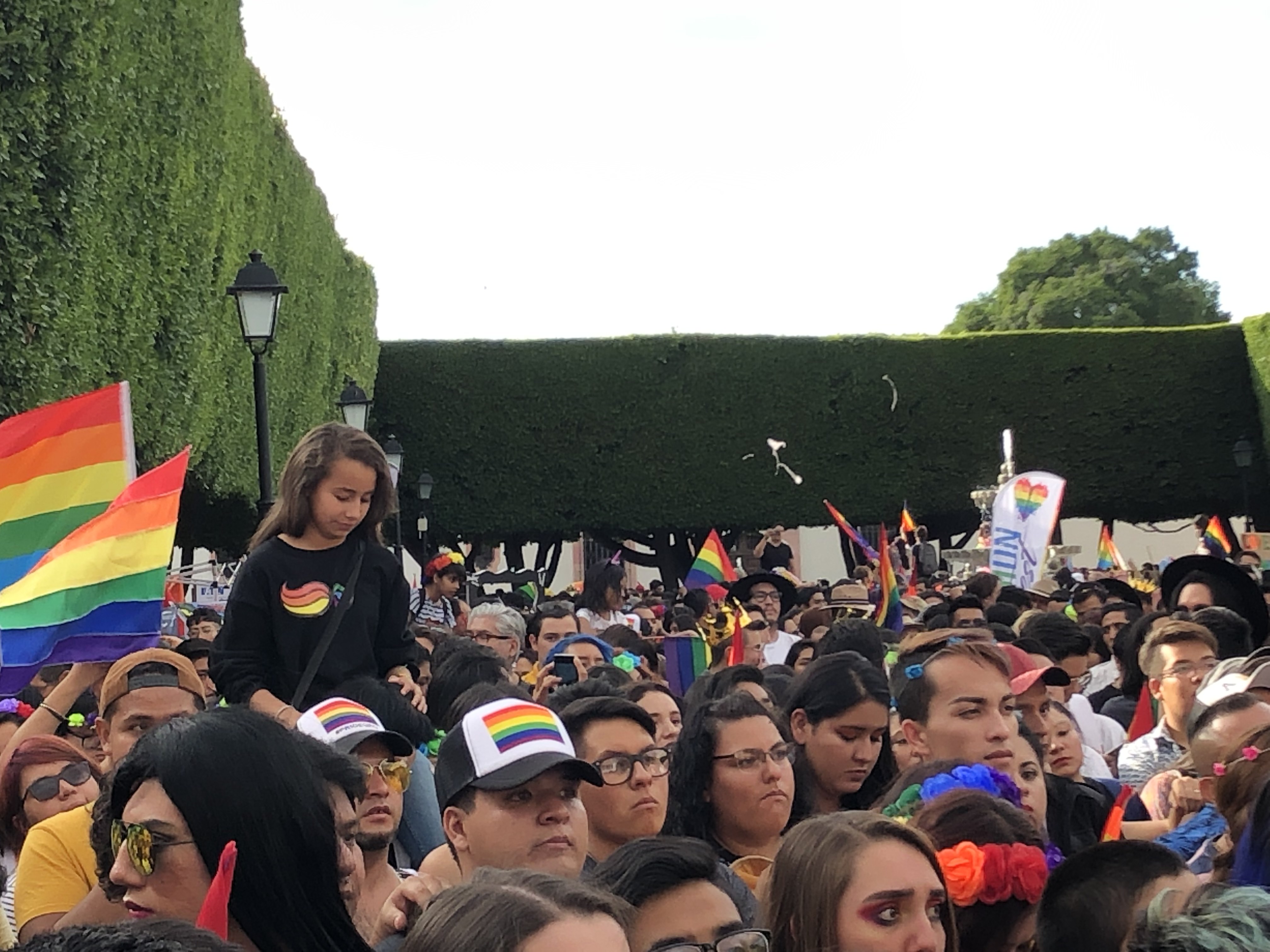  Marchan miles en Querétaro por diversidad sexual y de género