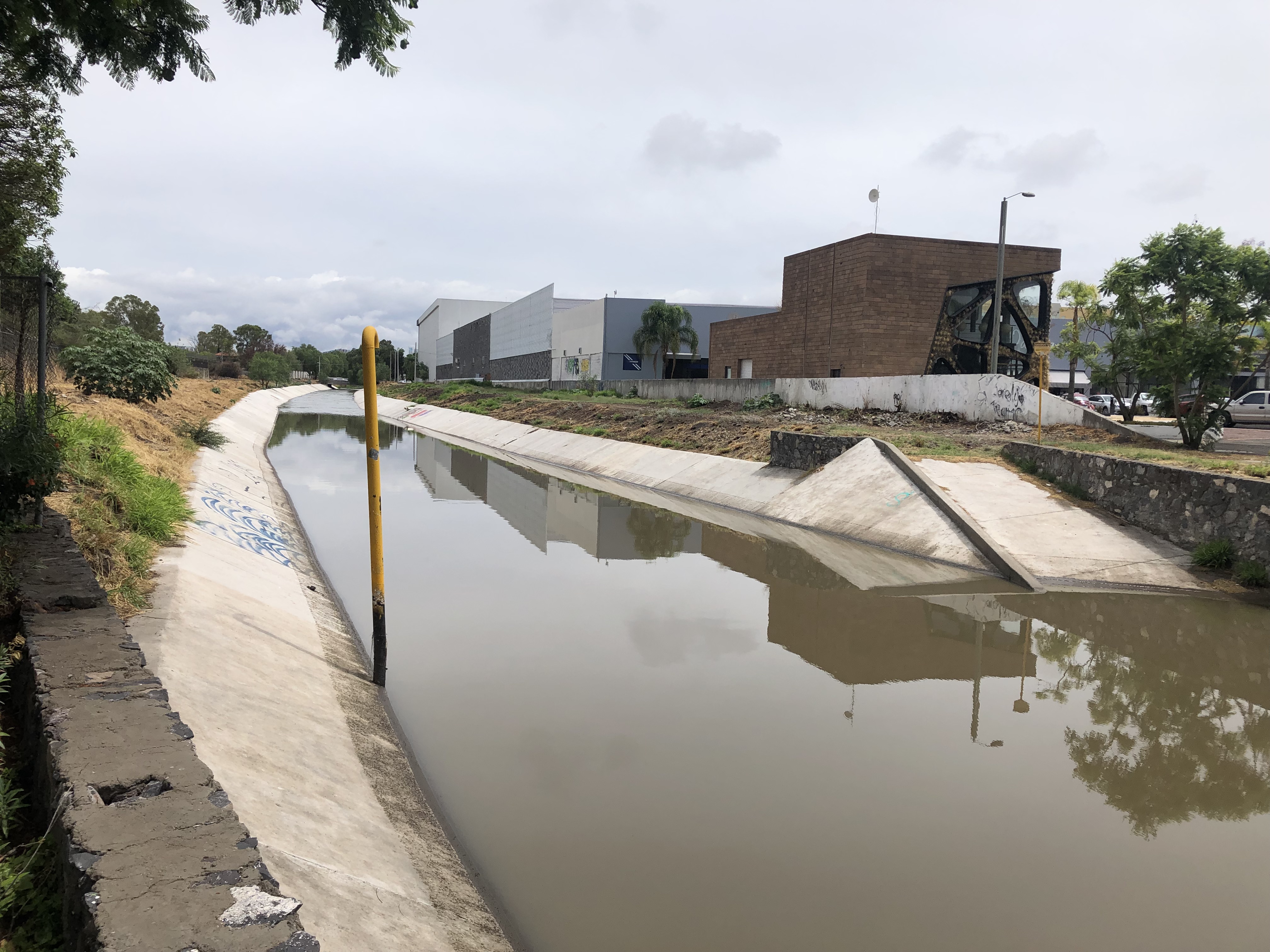  Obras Pluviales evitan inundaciones graves tras las primeras lluvias de Querétaro